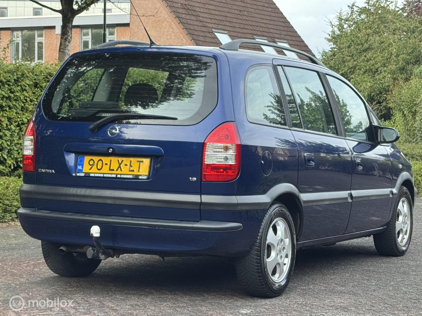Foto van Opel Zafira-a