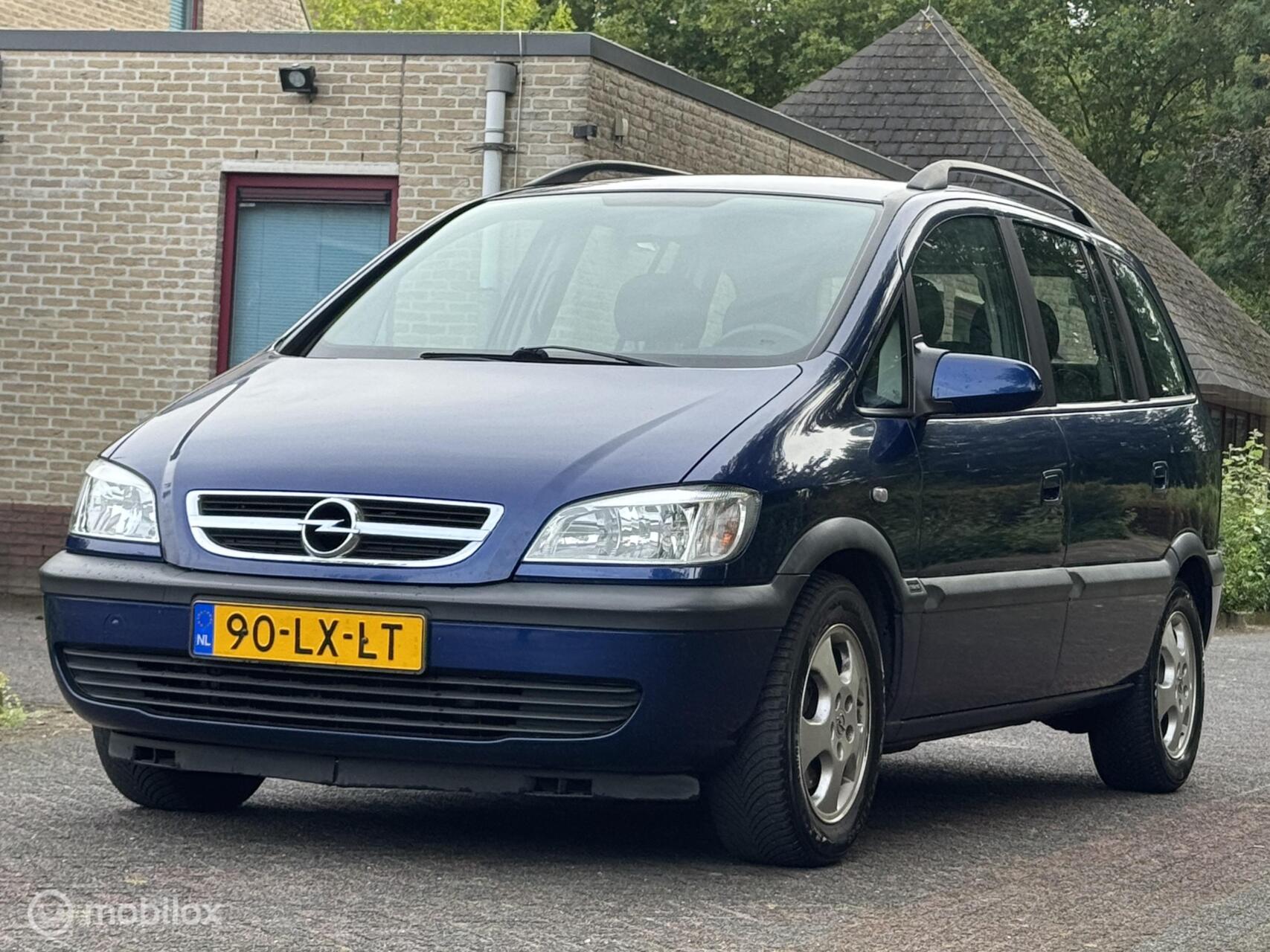 Foto van Opel Zafira-a
