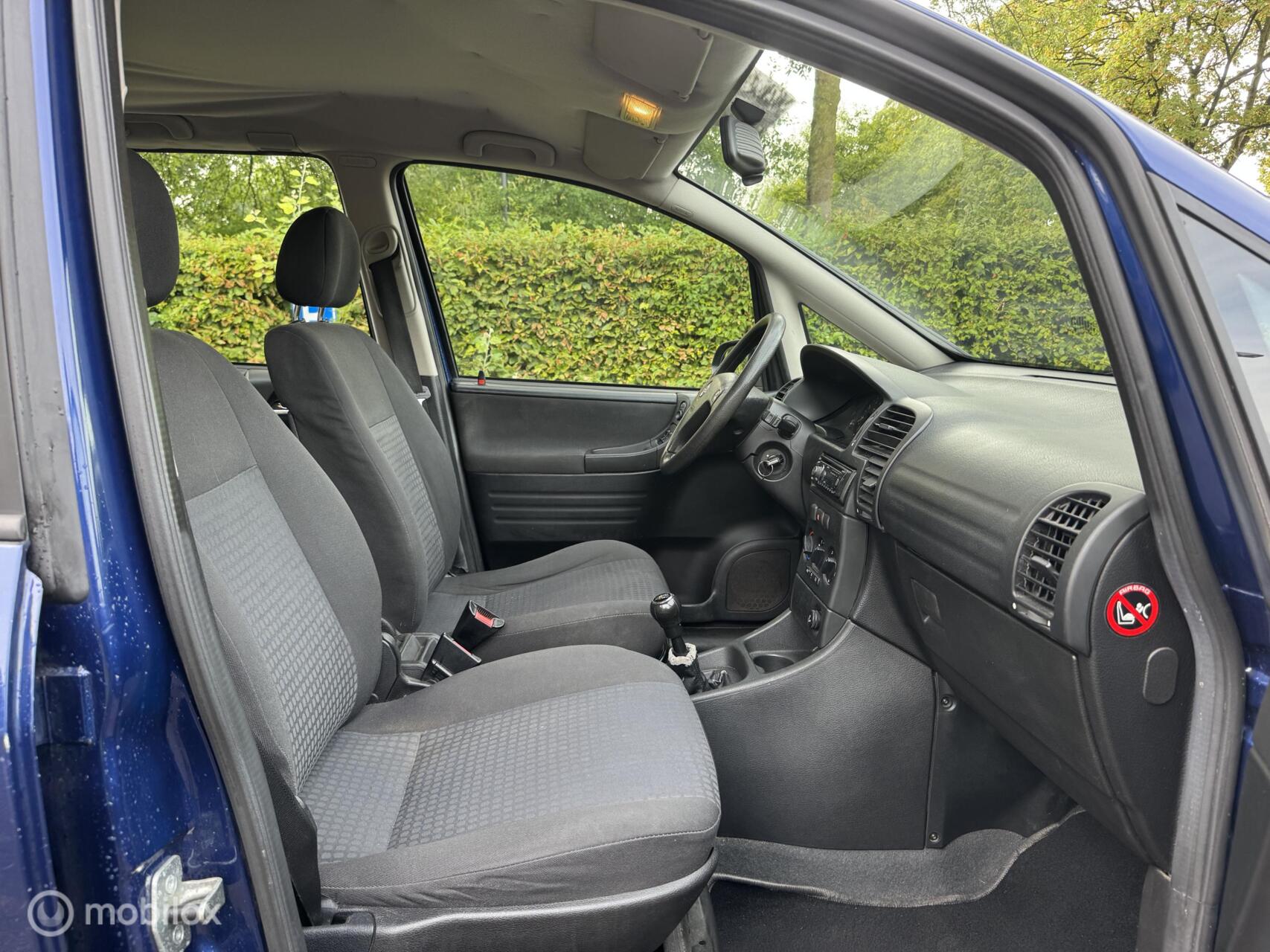Foto van Opel Zafira-a