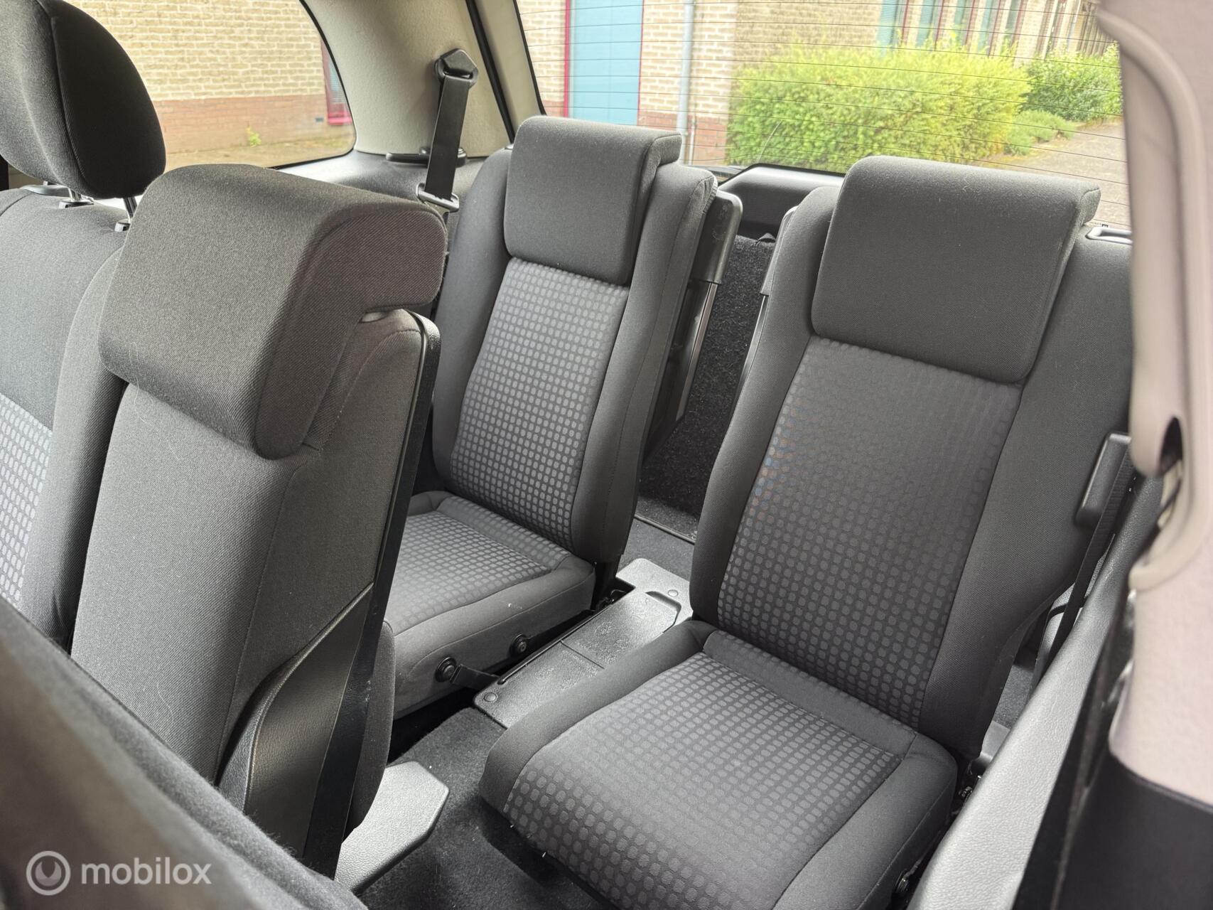 Foto van Opel Zafira-a