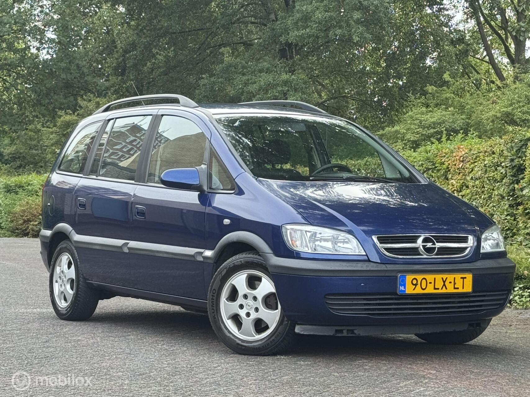Foto van Opel Zafira-a