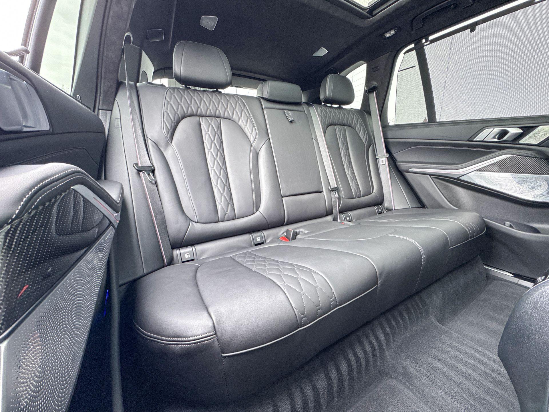 Foto van BMW X5 M60i xDrive