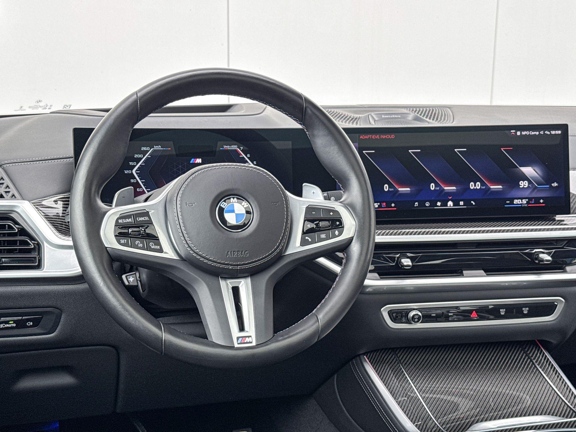 Foto van BMW X5 M60i xDrive