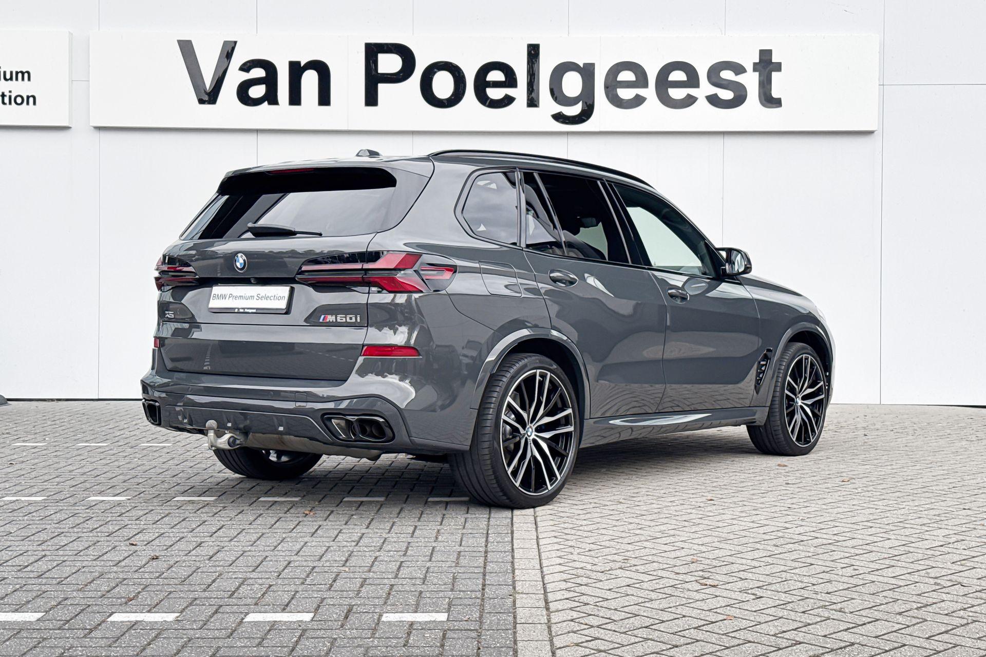 Foto van BMW X5 M60i xDrive