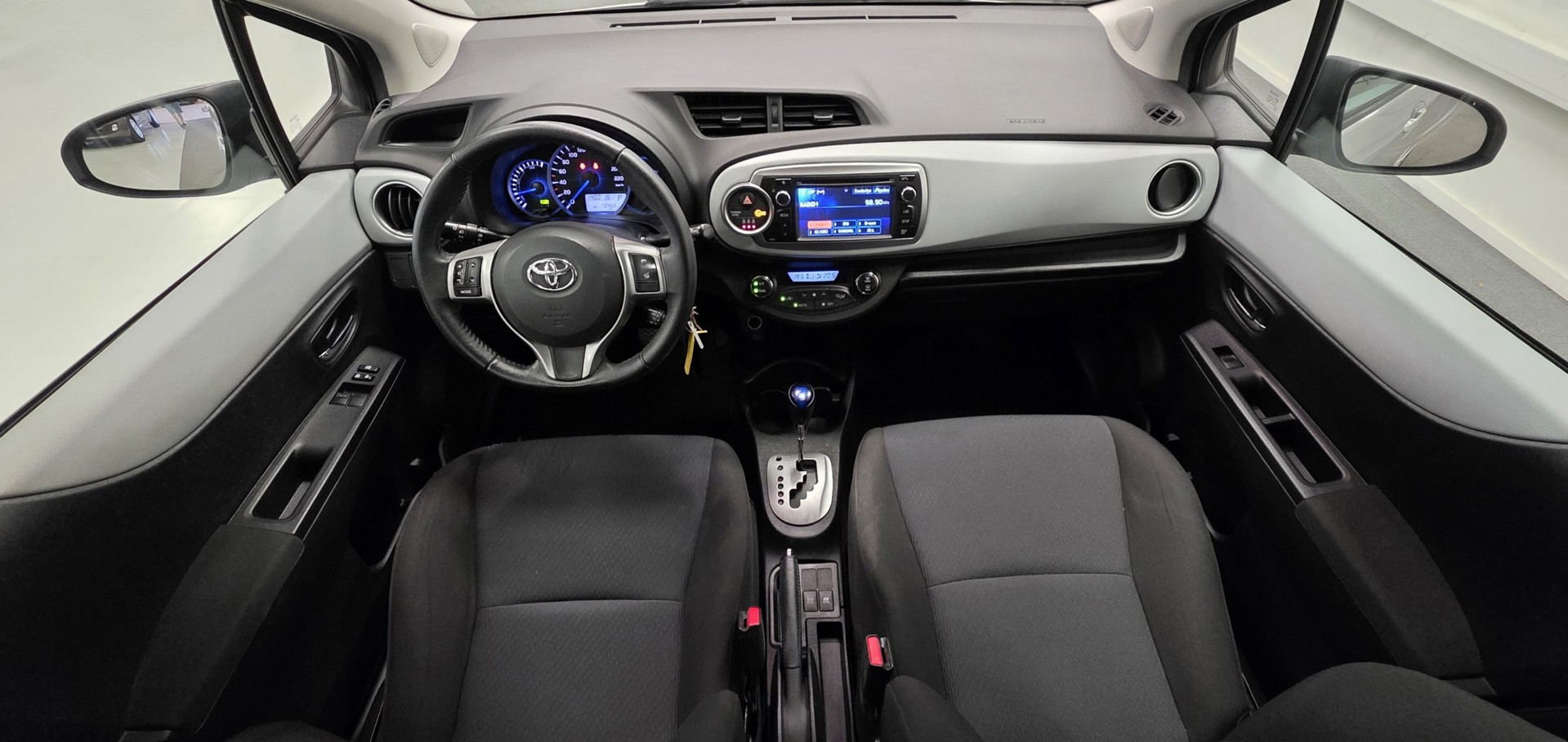 Foto van Toyota Toyota Yaris Hybrid