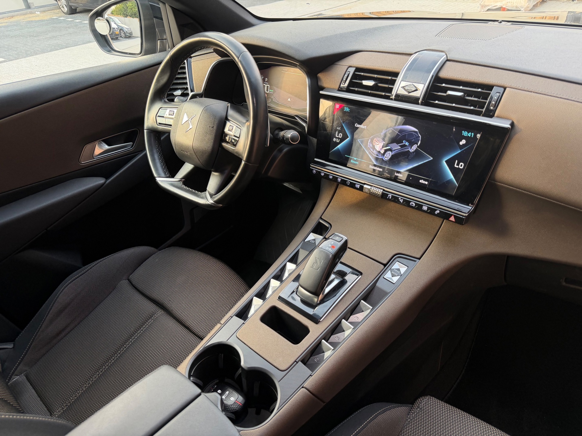 Foto van DS DS 7 Crossback