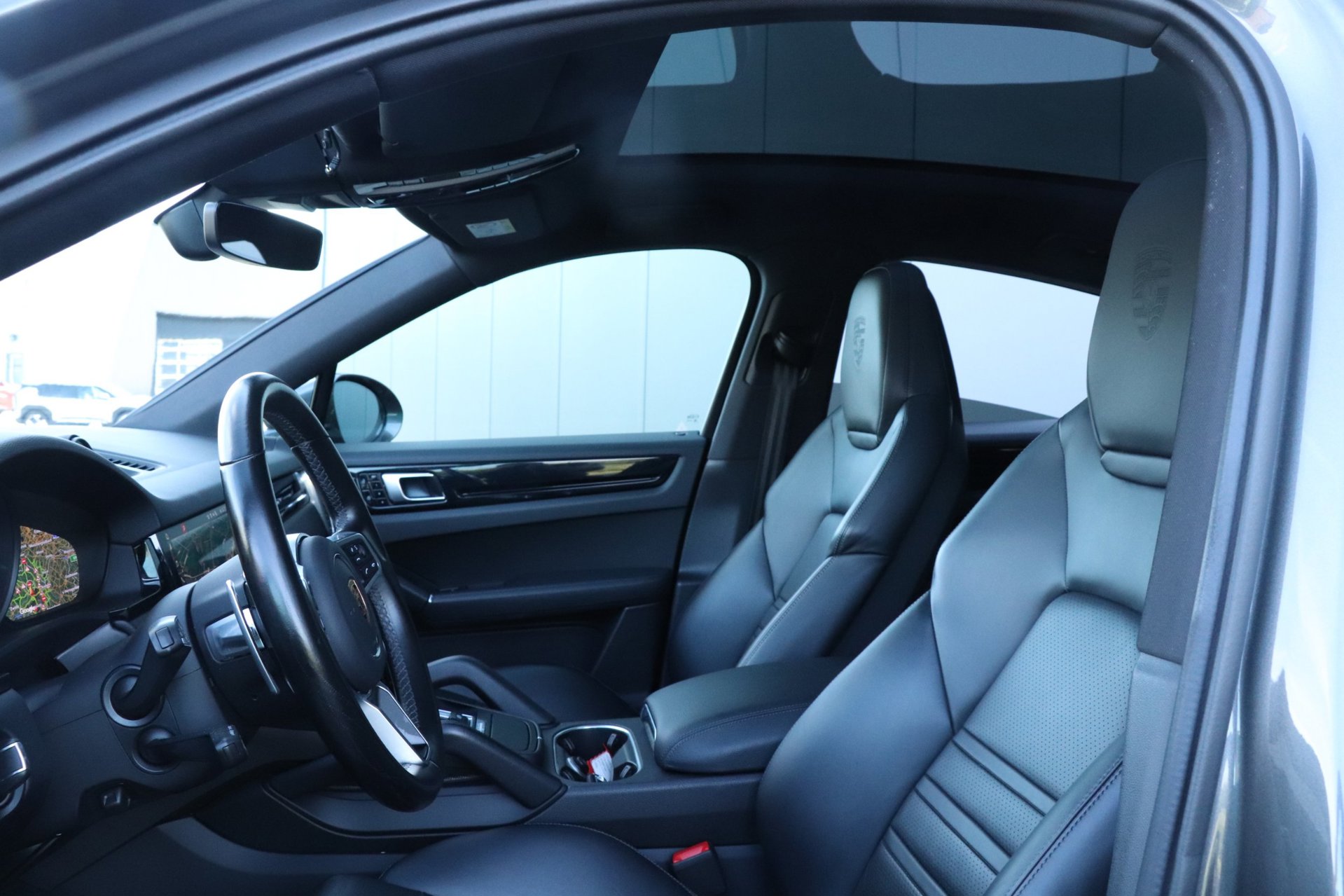 Foto van Porsche Cayenne E-hybrid
