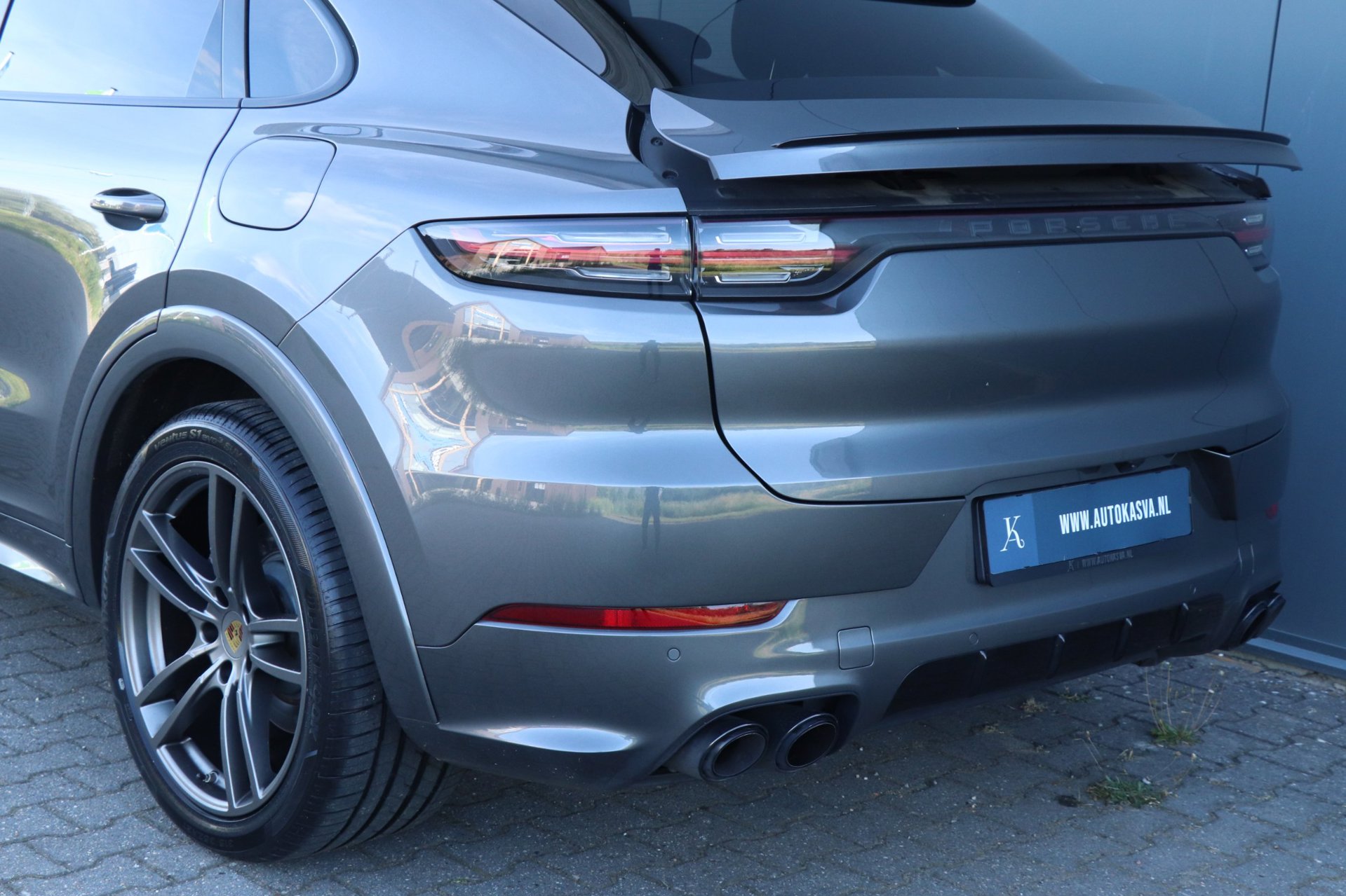 Foto van Porsche Cayenne E-hybrid