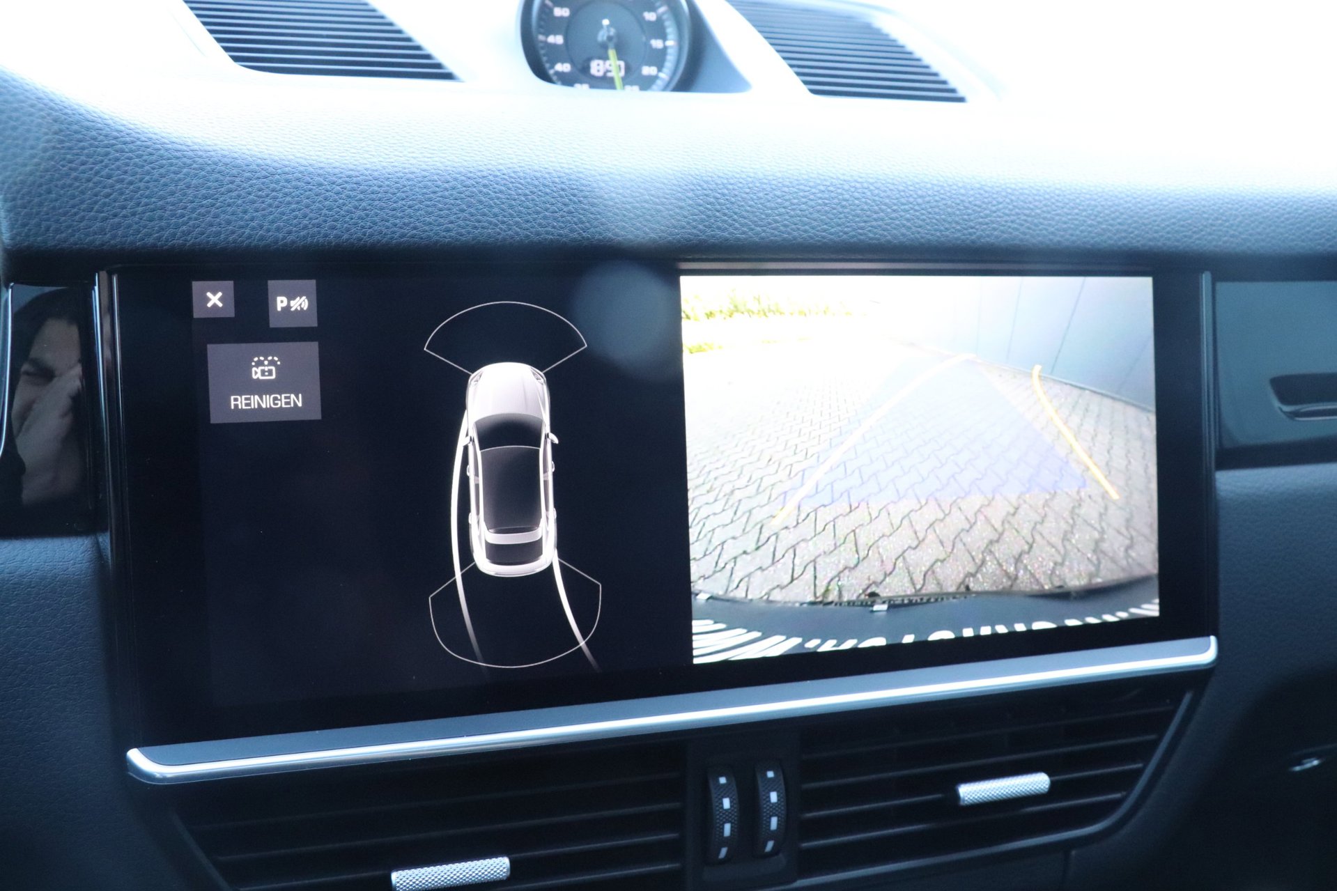 Foto van Porsche Cayenne E-hybrid