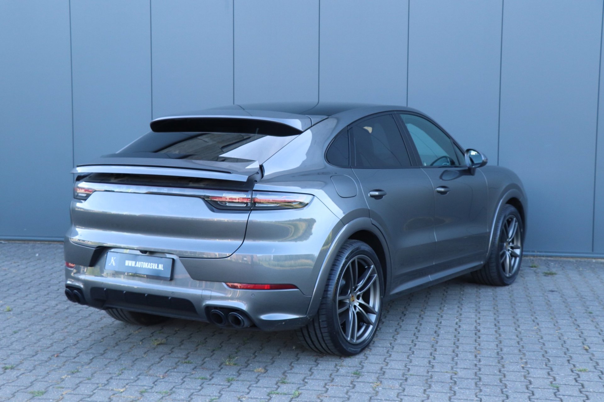 Foto van Porsche Cayenne E-hybrid