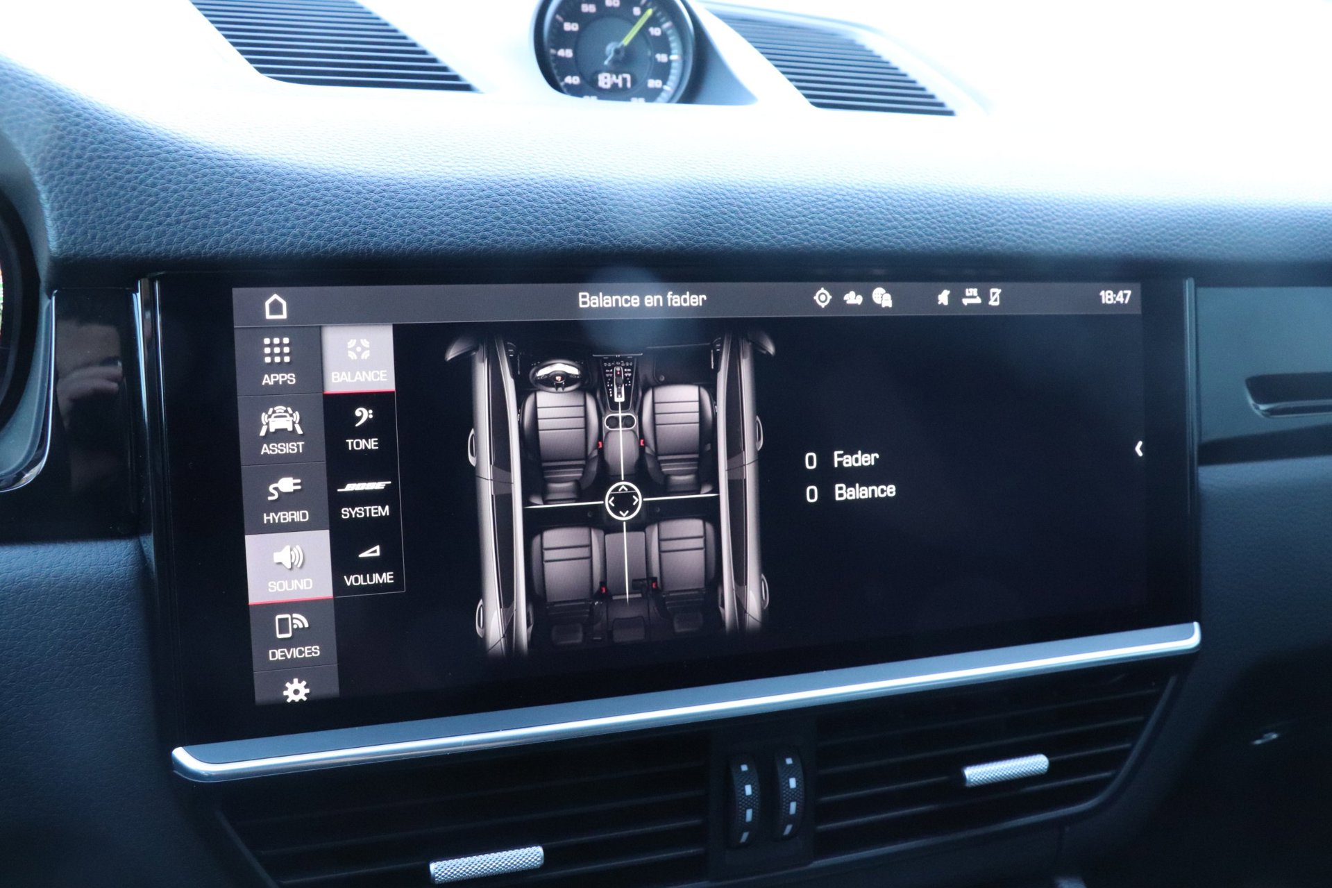 Foto van Porsche Cayenne E-hybrid