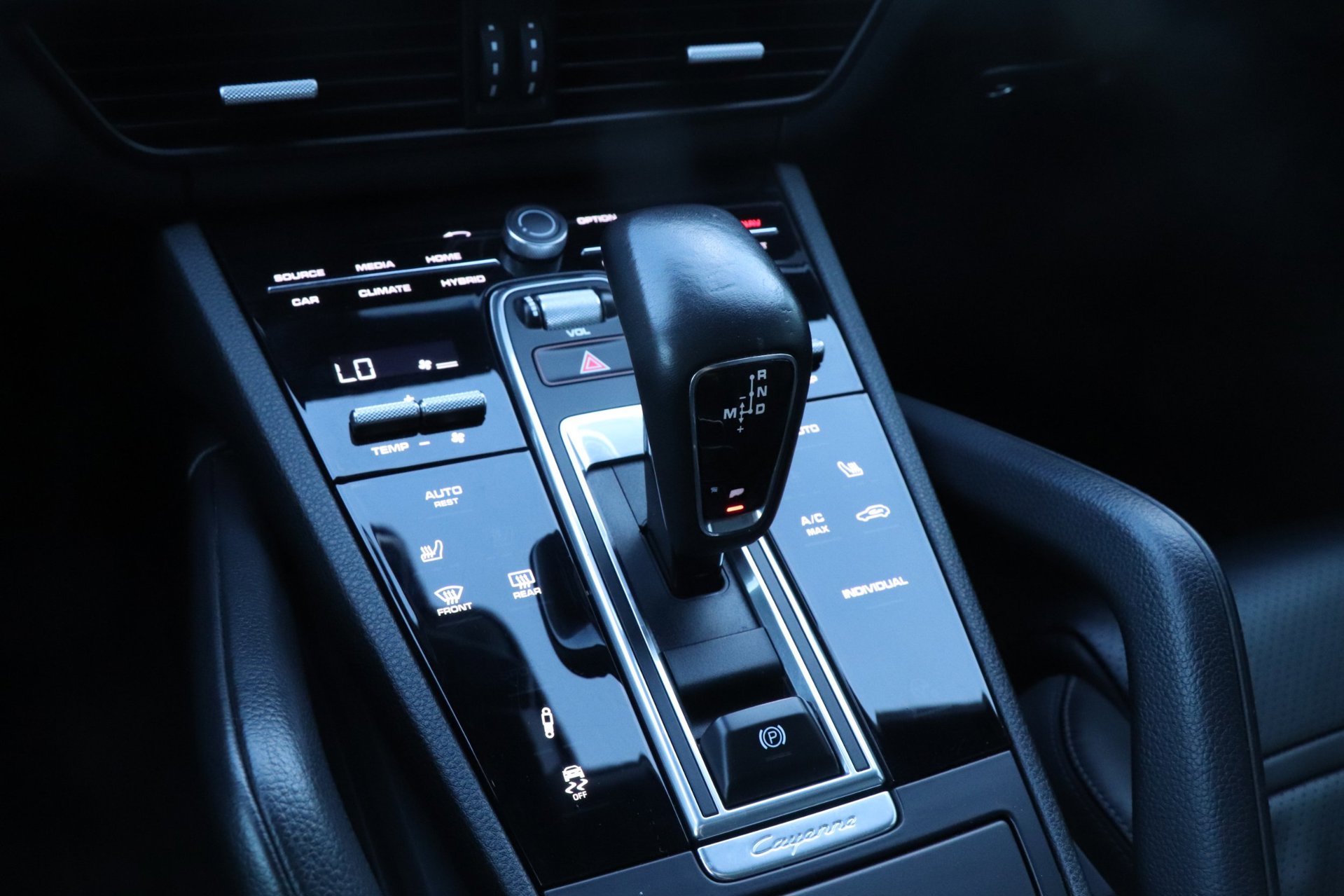 Foto van Porsche Cayenne E-hybrid