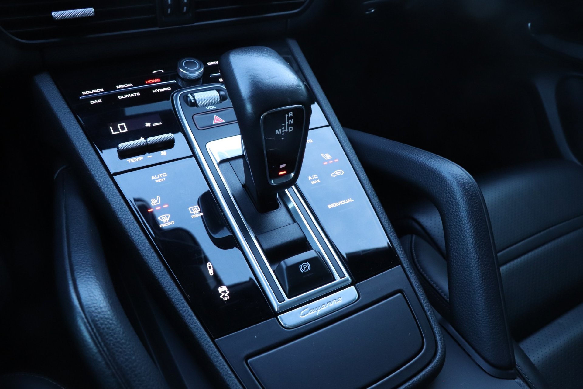 Foto van Porsche Cayenne E-hybrid