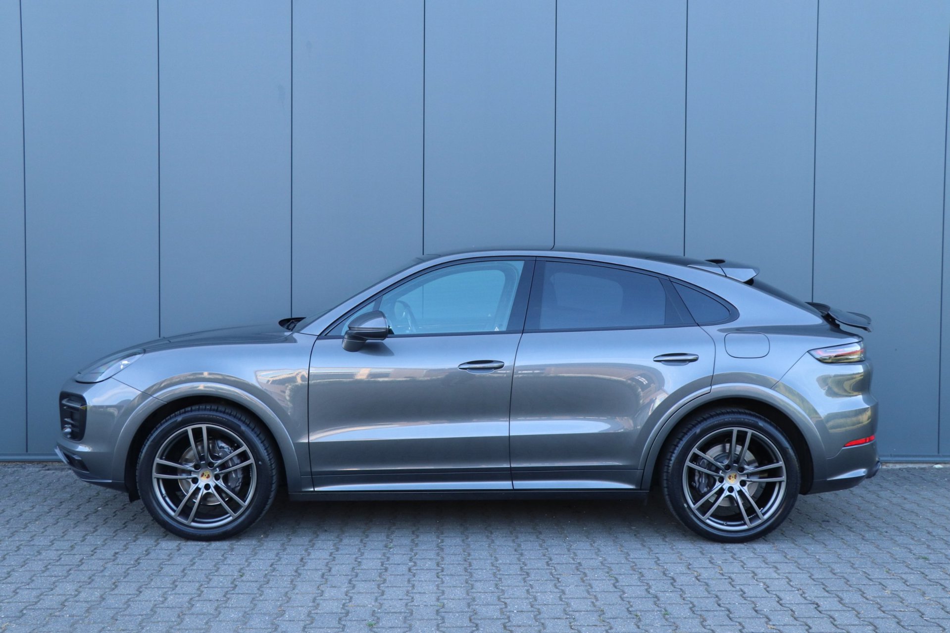 Foto van Porsche Cayenne E-hybrid