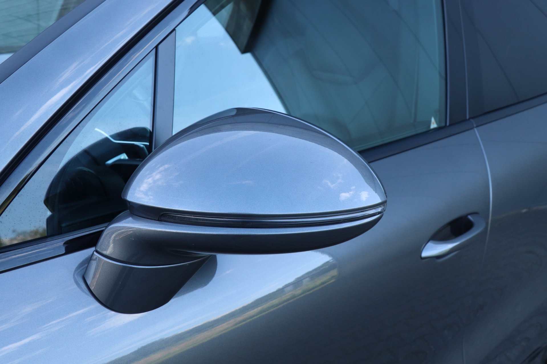 Foto van Porsche Cayenne E-hybrid