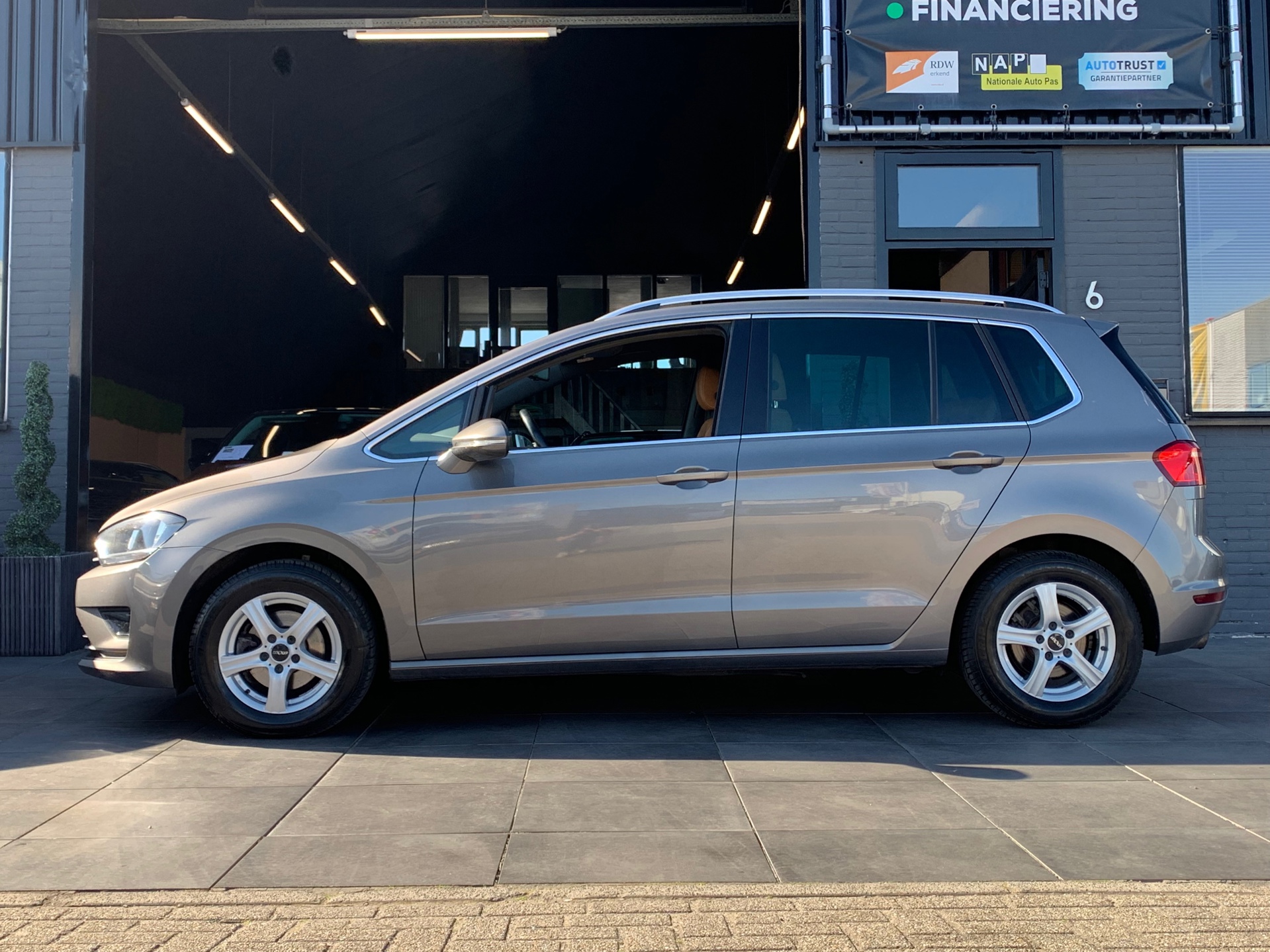 Foto van Volkswagen Golf Sportsvan