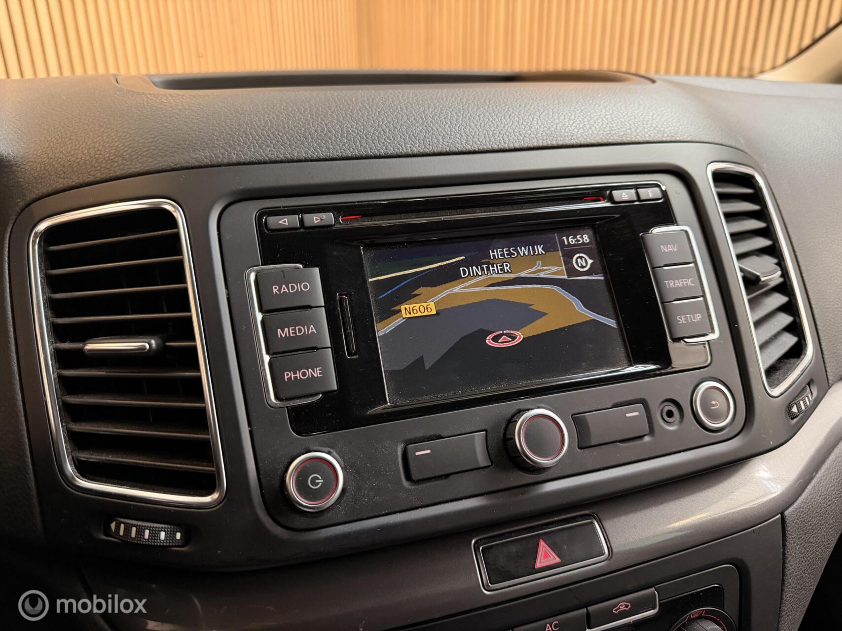 Foto van Seat Alhambra
