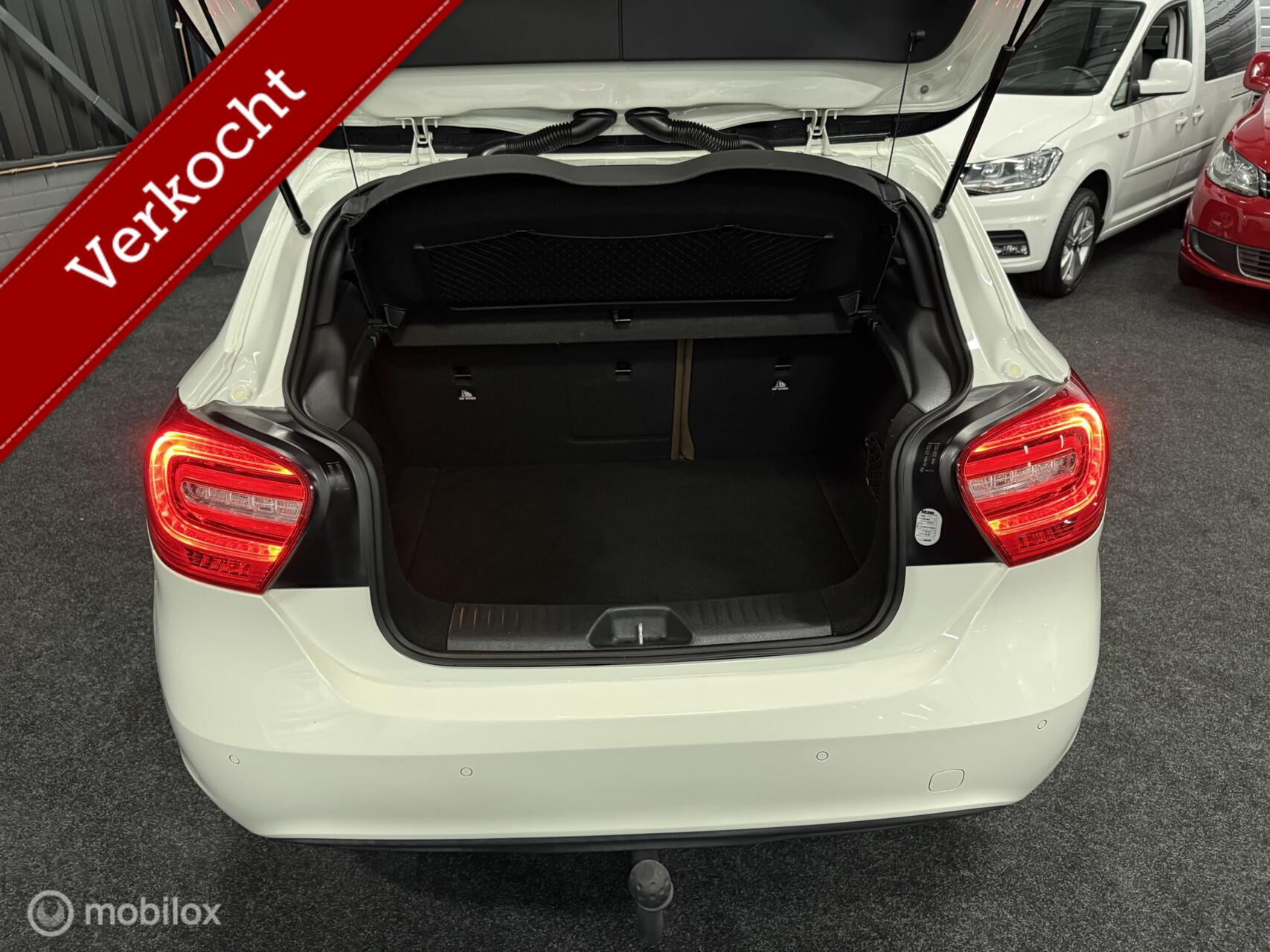 Foto van Mercedes-Benz A 180