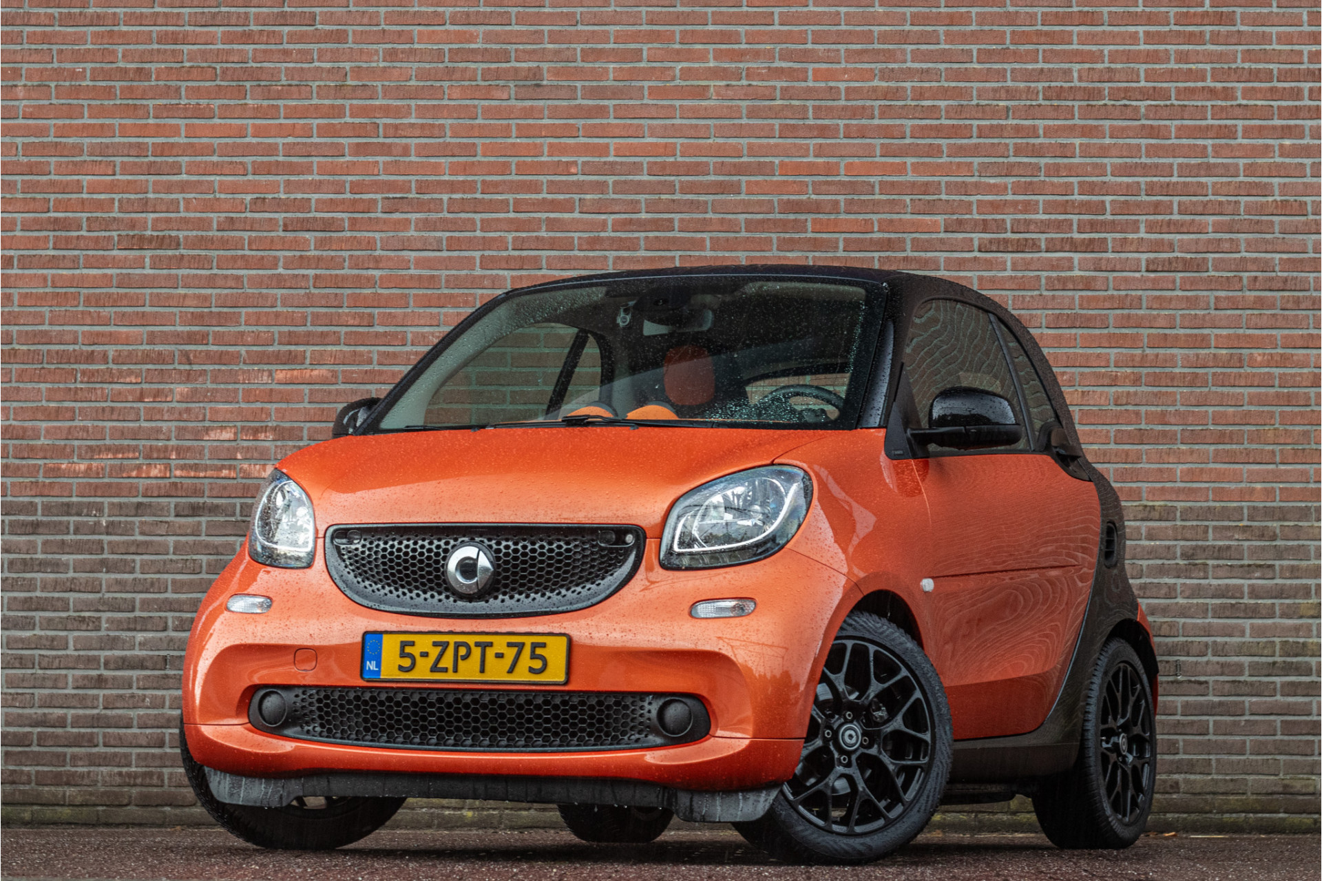 Smart Fortwo Coupe 1.0 Joy Edition, 2e eigenaar, 81.000km NAP, Climate control, Cruise control, Bluetooth. 2015 - voorkant