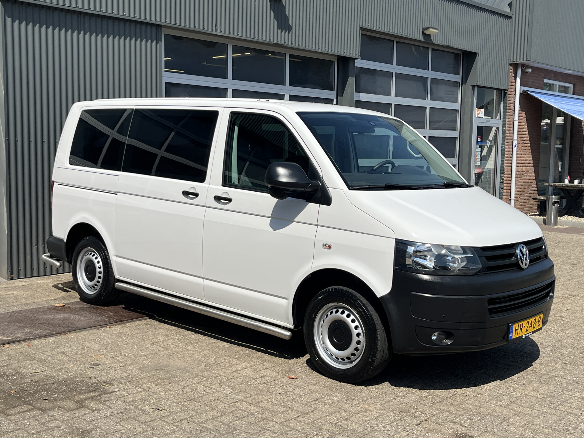 Volkswagen Kombi Kombi 2.0 TDI L1H1 140pk 2016 - voorkant