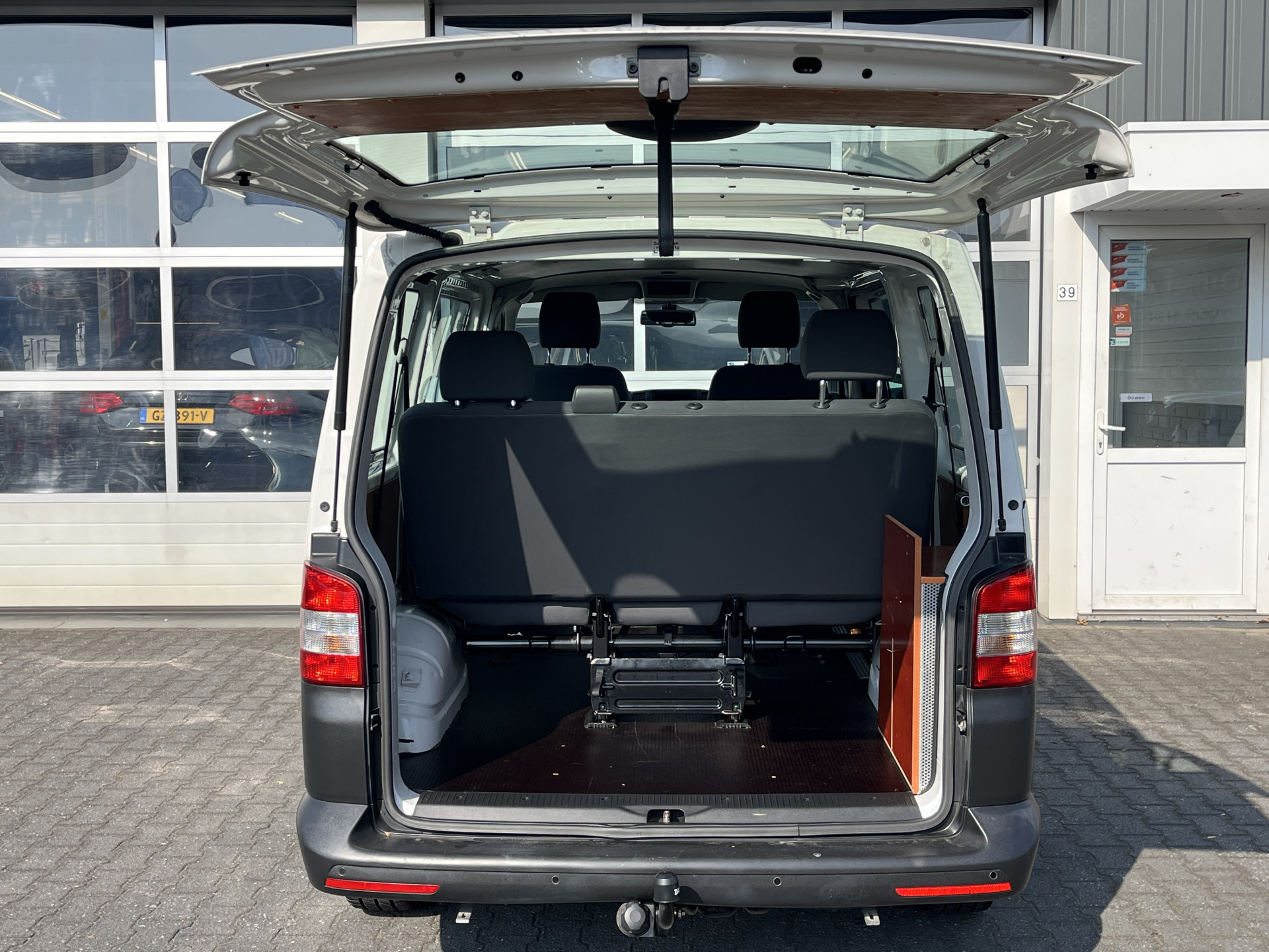 Foto van Volkswagen Transporter Kombi