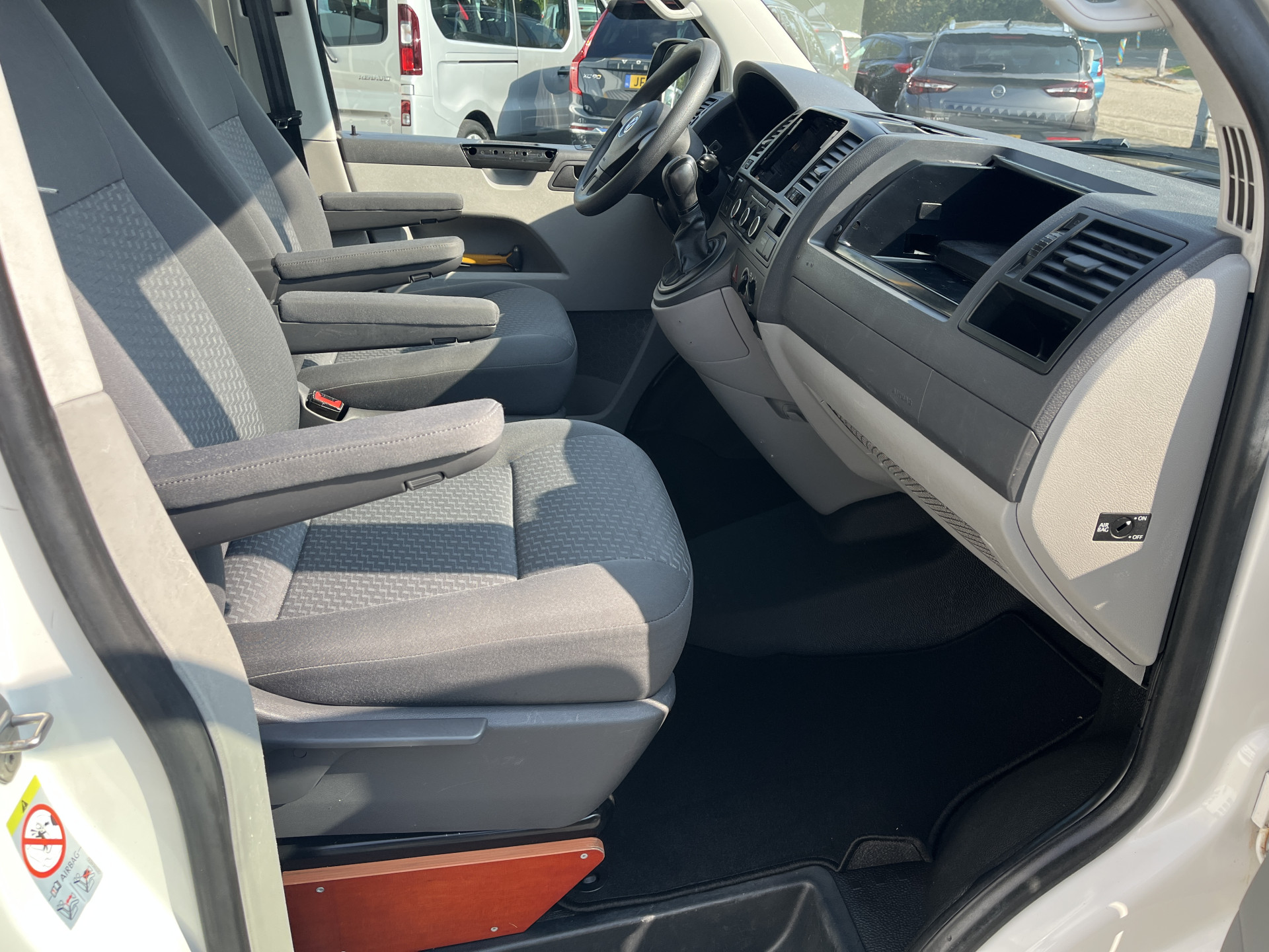 Foto van Volkswagen Transporter Kombi