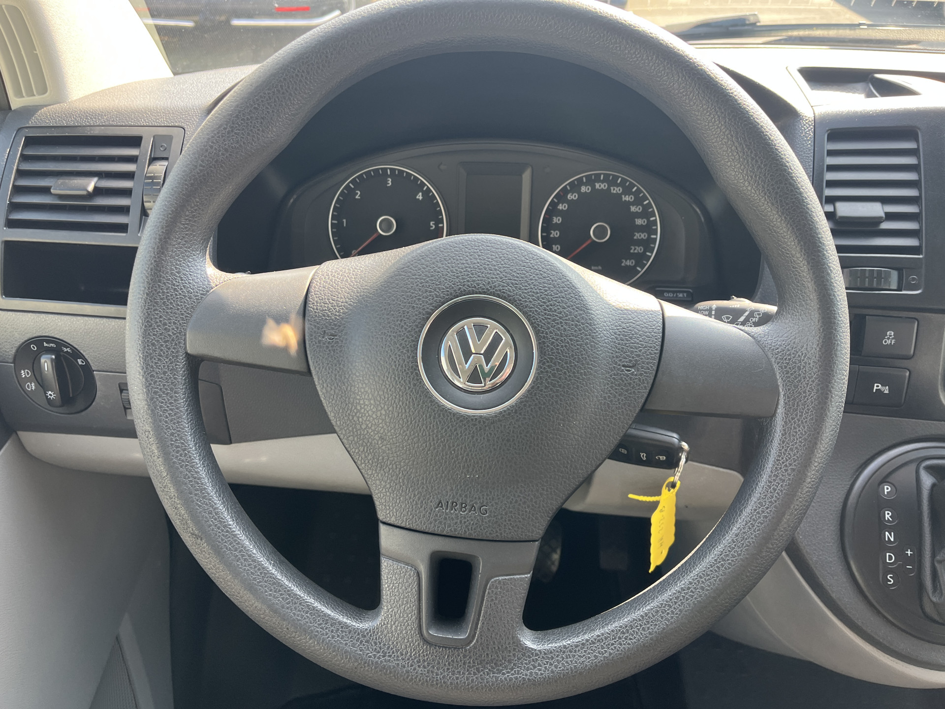 Foto van Volkswagen Transporter Kombi