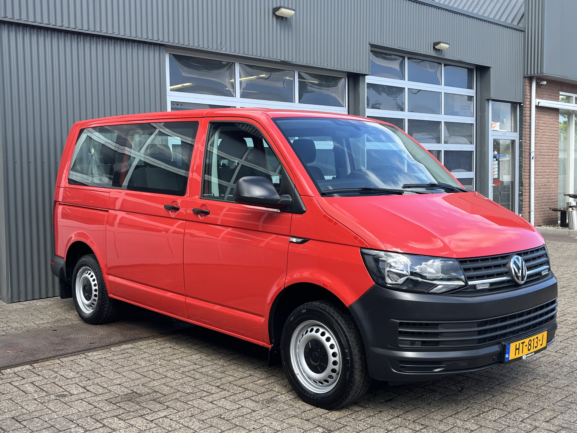Volkswagen Kombi Kombi 2.0 TDI L1H1 2016 - voorkant