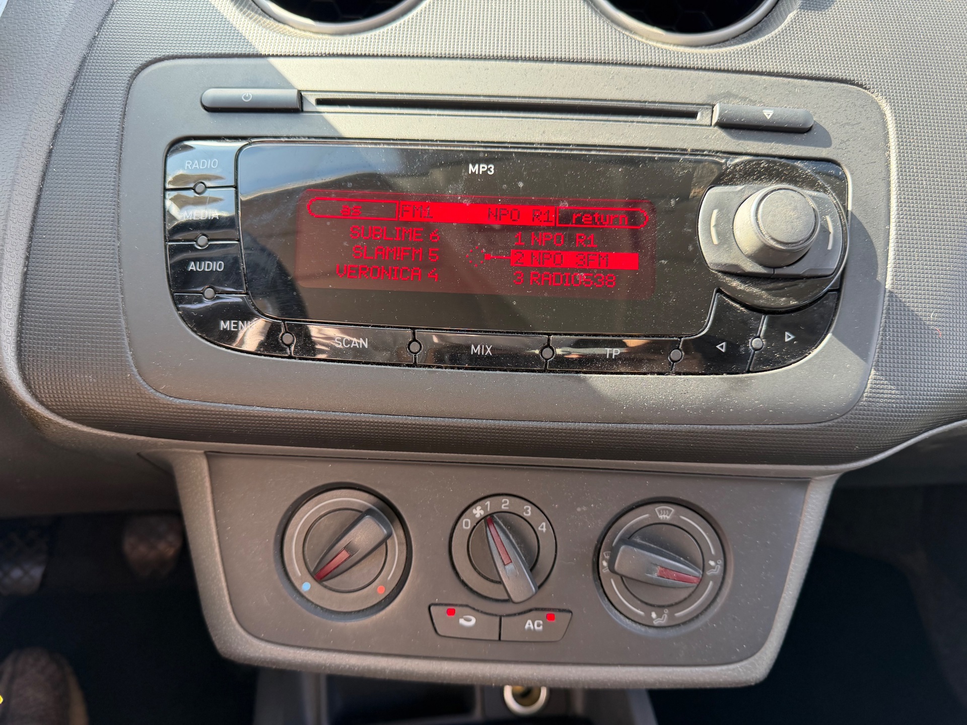 Foto van Seat Ibiza ST