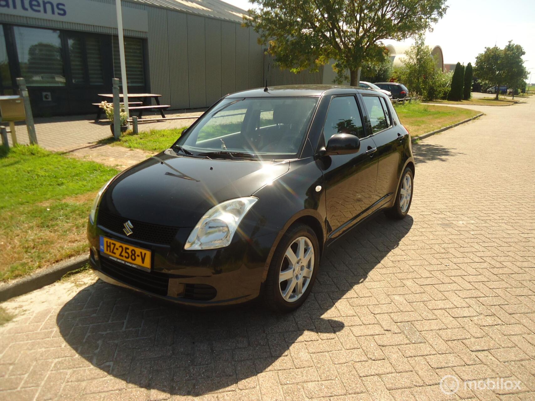 Suzuki Swift 1.3 GLX 2007 - voorkant