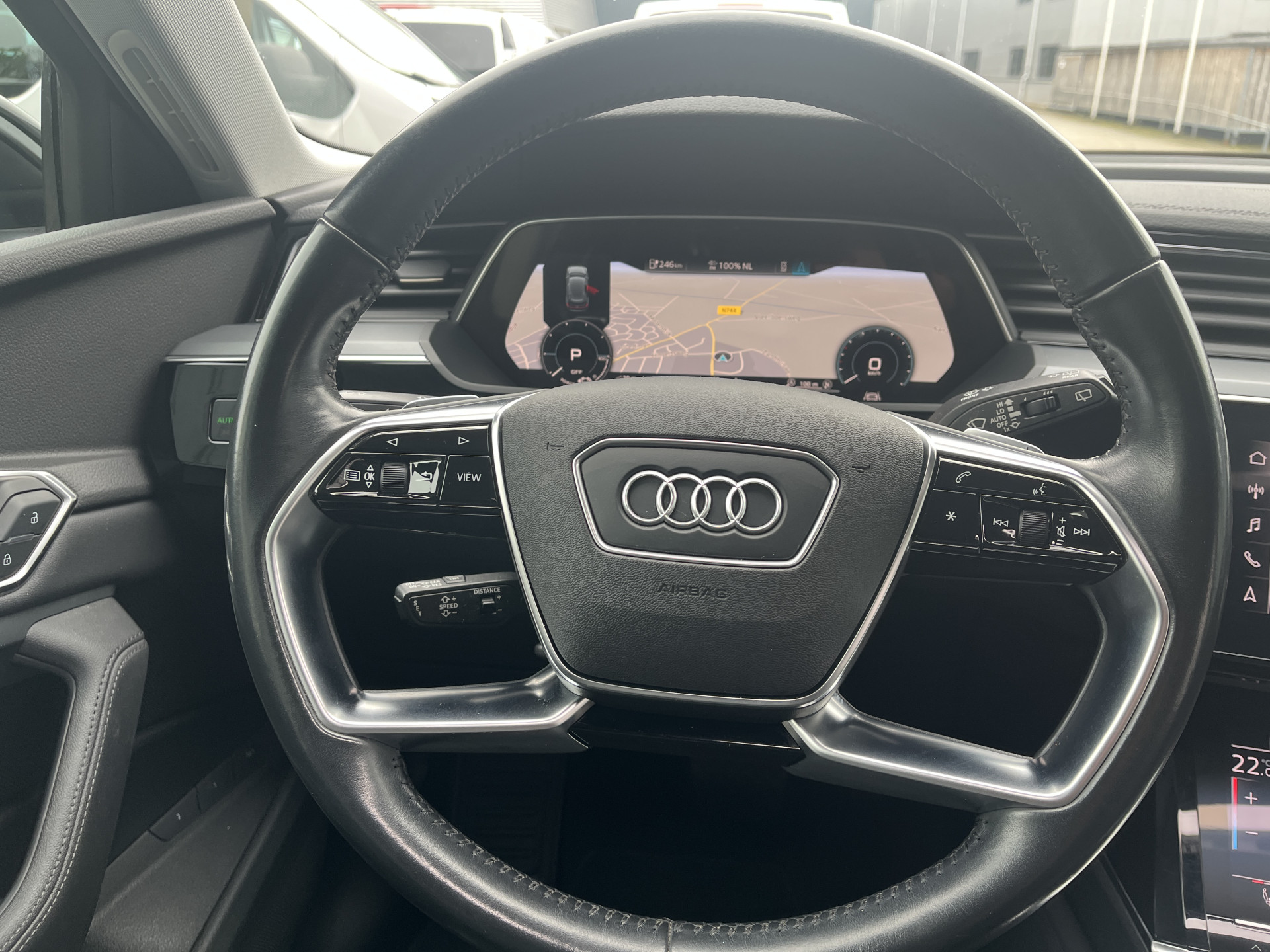 Foto van Audi E-tron