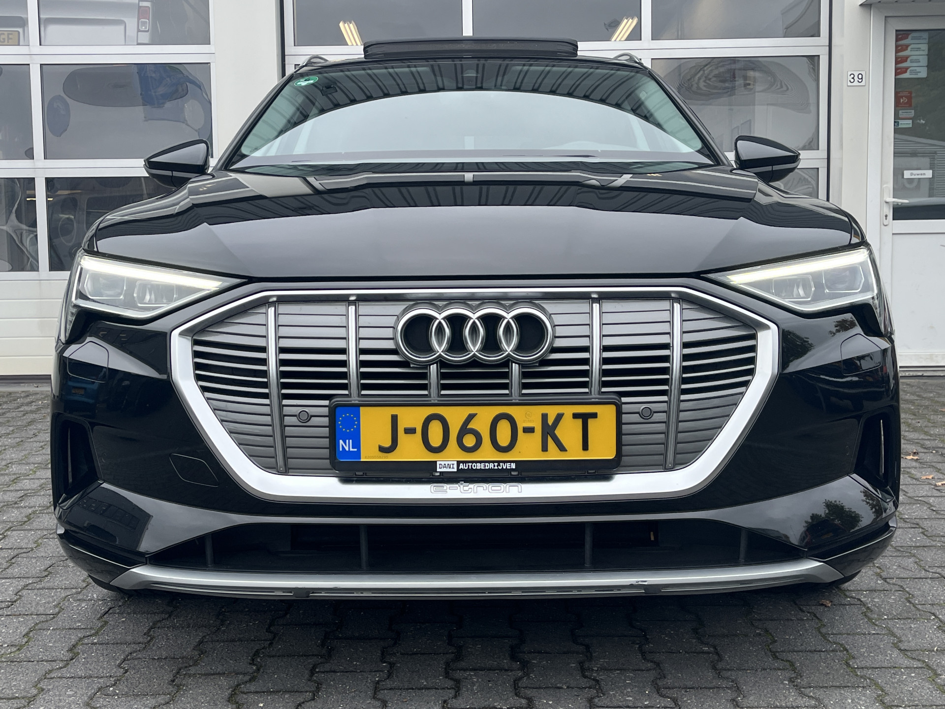 Foto van Audi E-tron