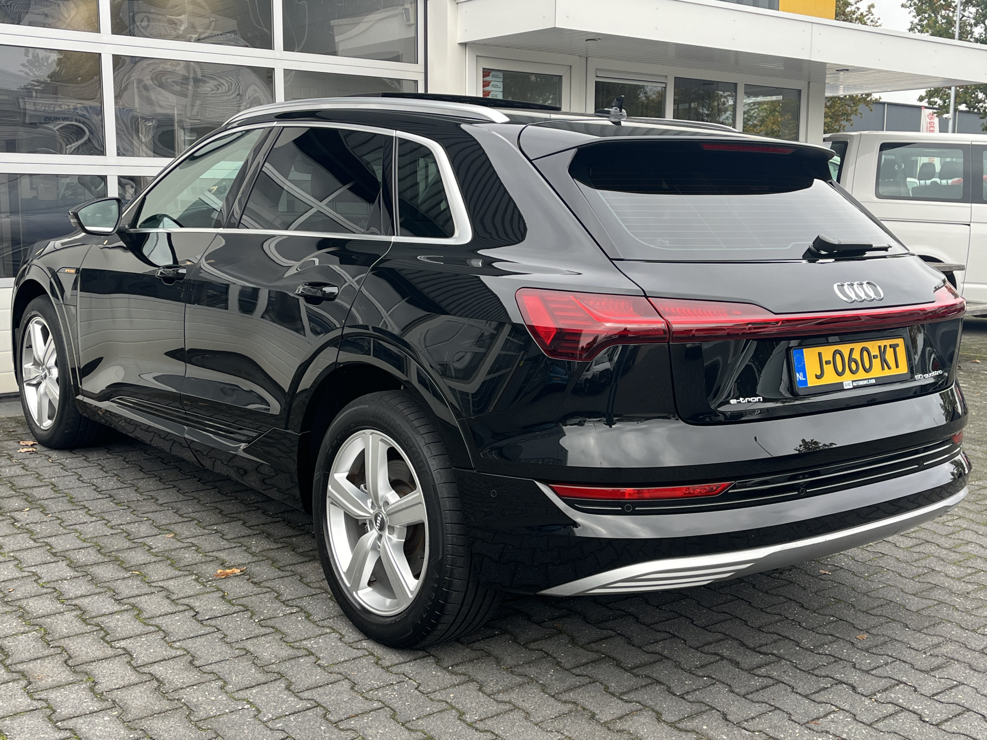 Foto van Audi E-tron