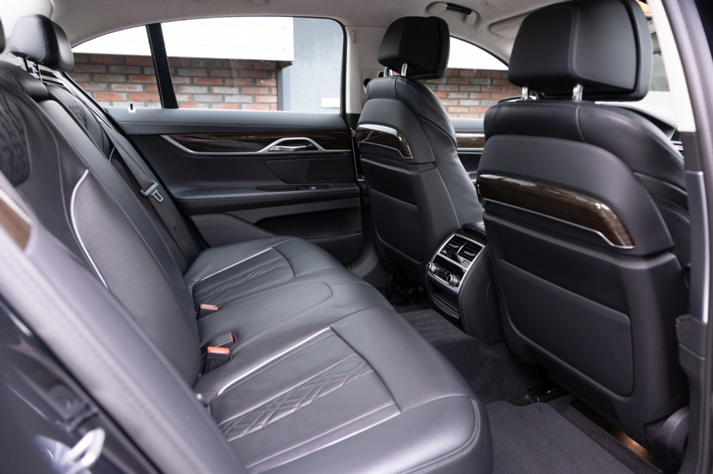 Foto van BMW 745e