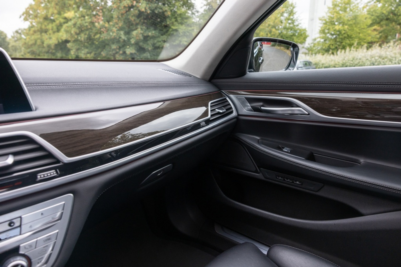 Foto van BMW 745e