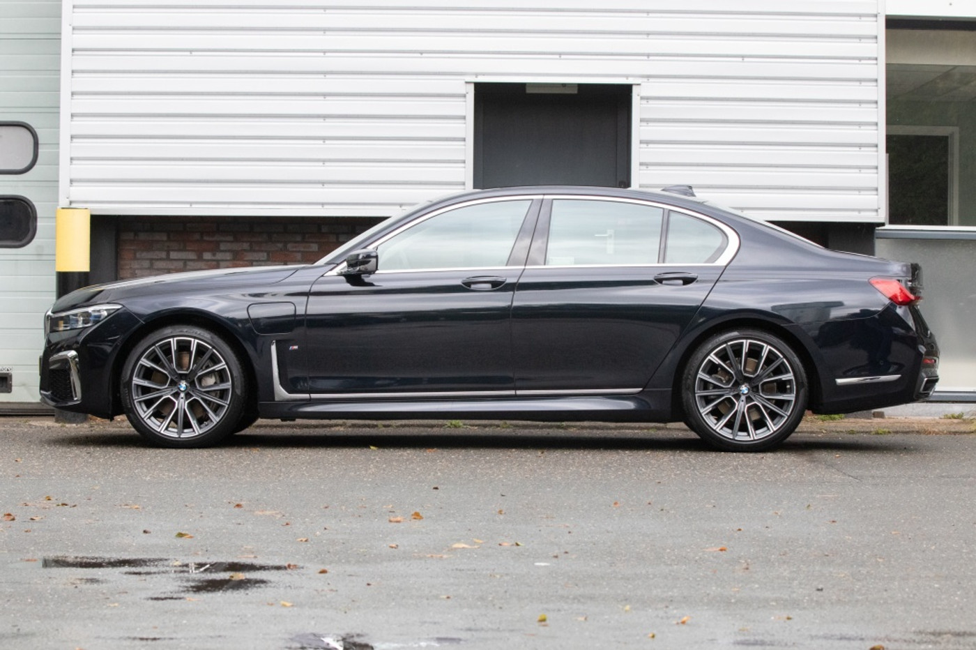 Foto van BMW 745e