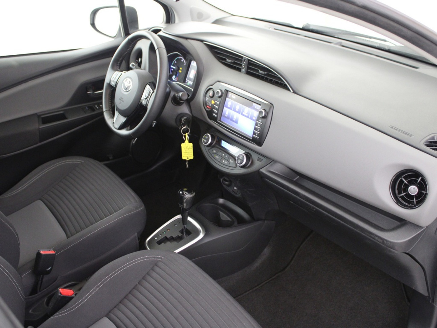Foto van Toyota Toyota Yaris Hybrid