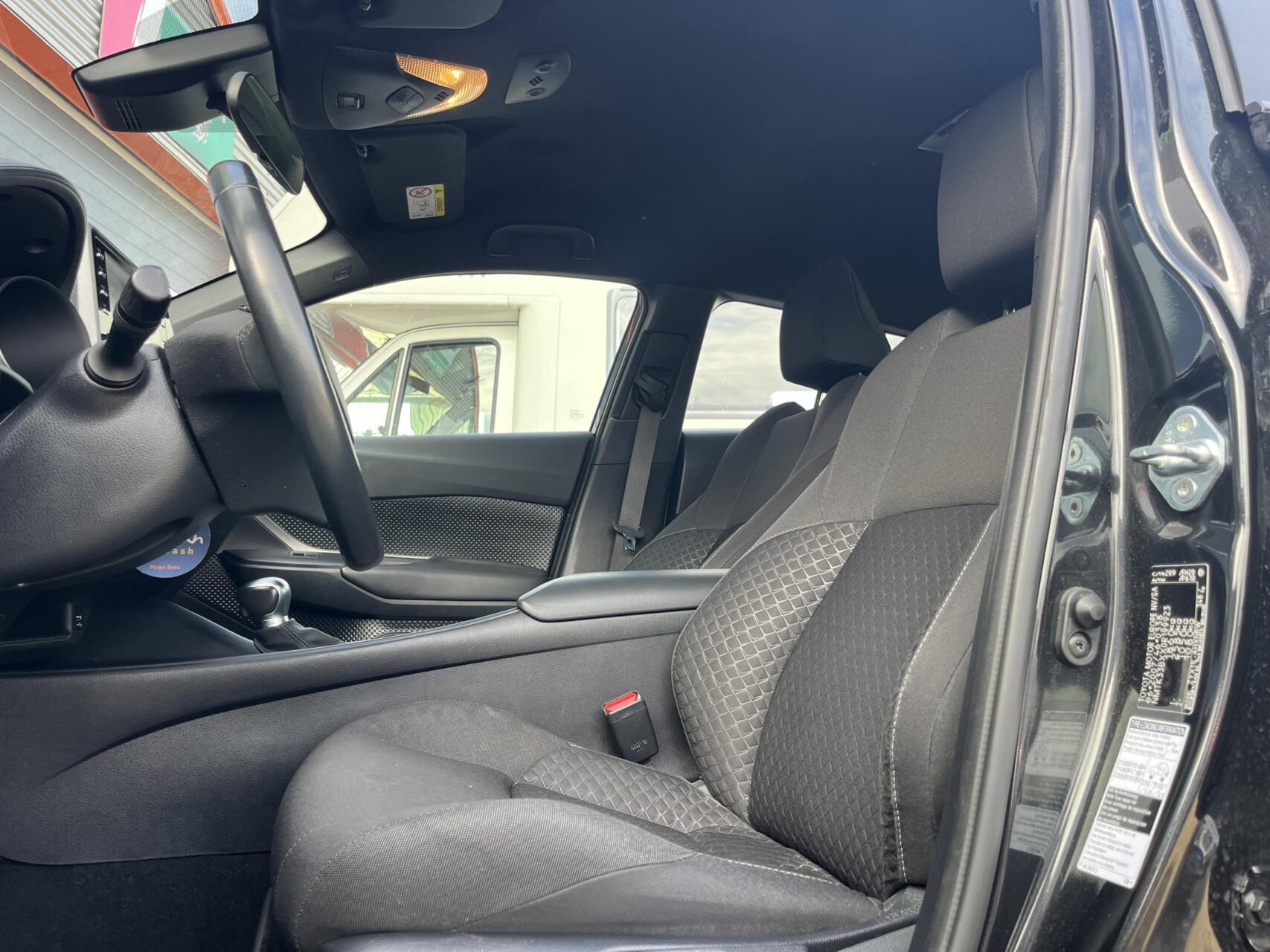 Foto van Toyota Toyota C-hr