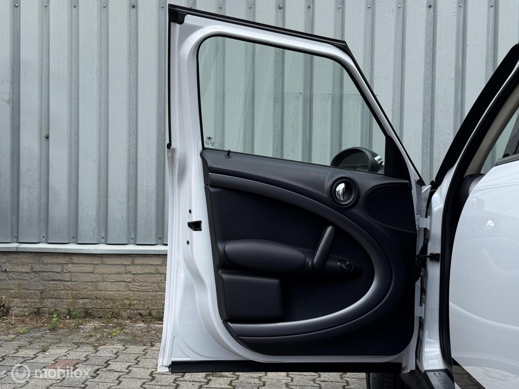 Foto van Mini Cooper S Countryman