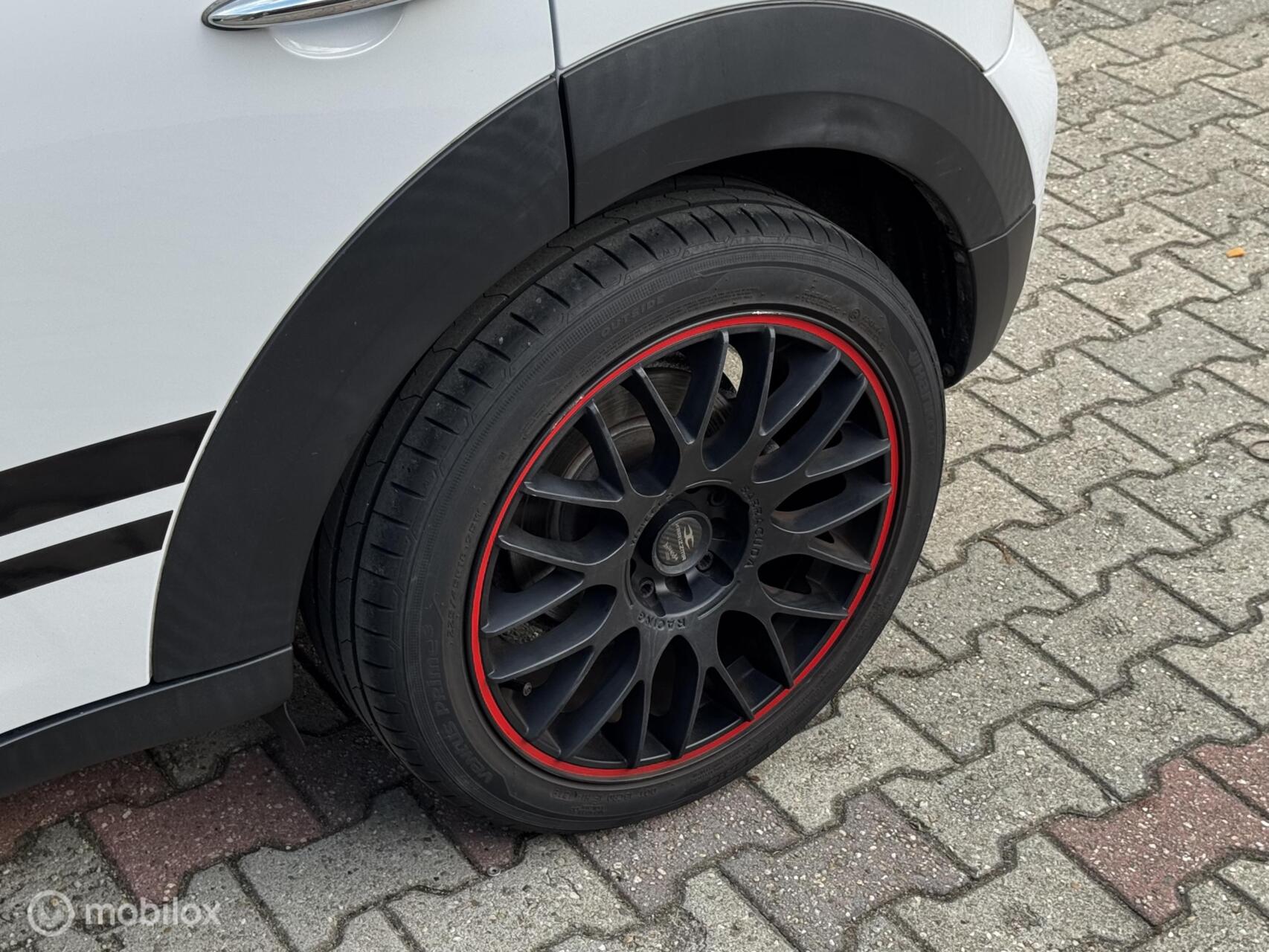 Foto van Mini Cooper S Countryman