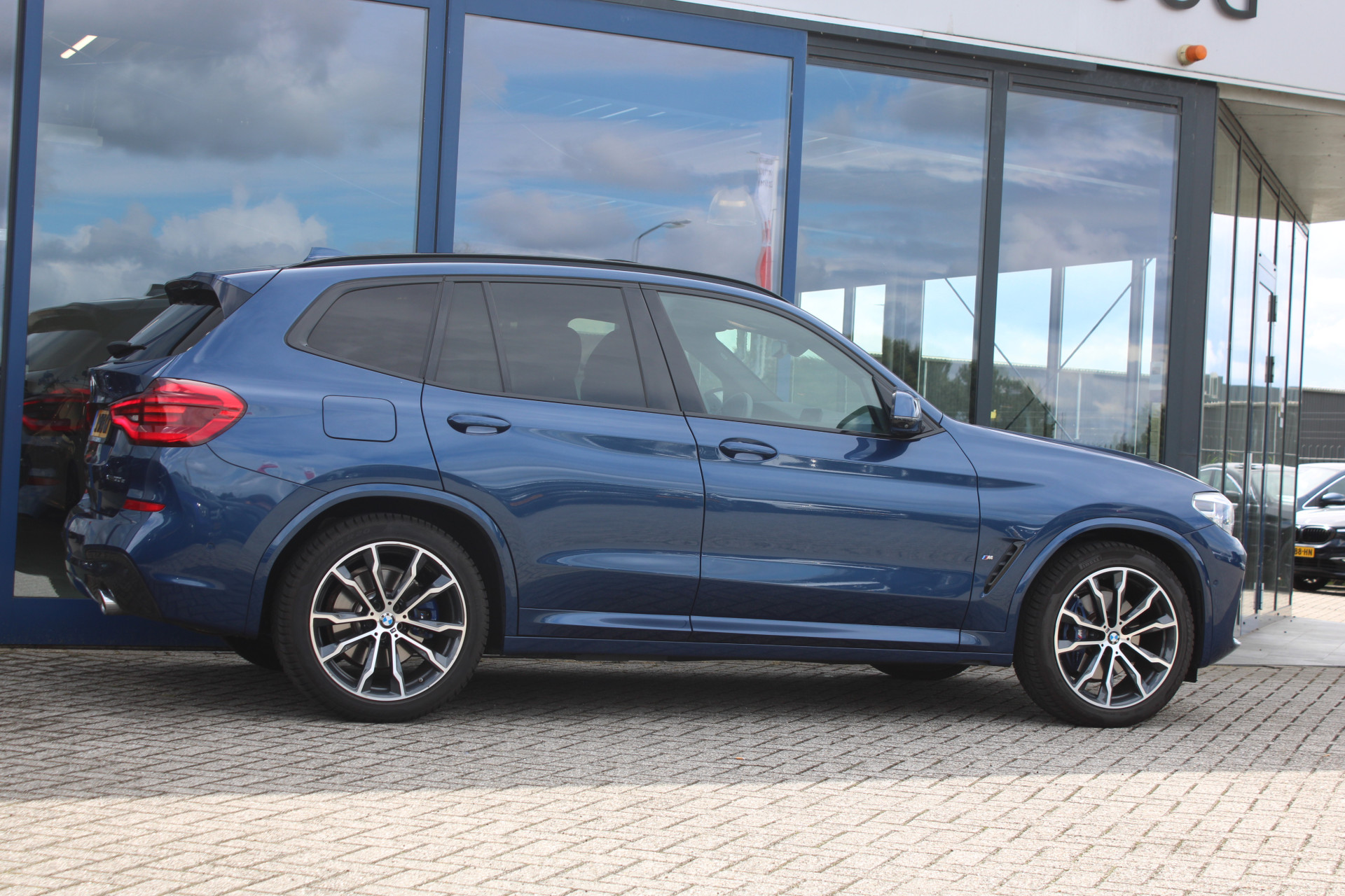 Foto van BMW X3 Xdrive30e
