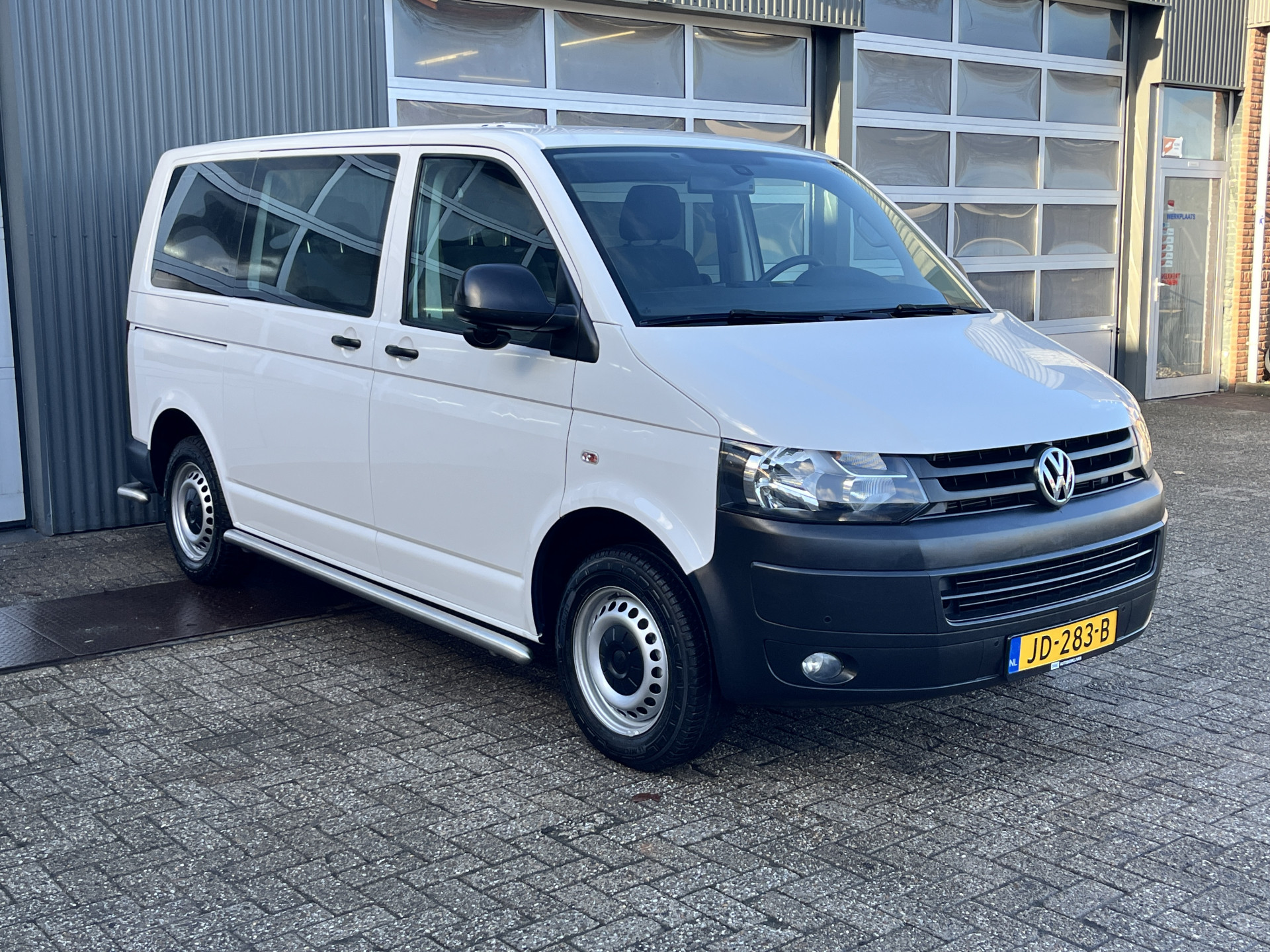 Volkswagen Kombi Kombi 2.0 TDI DSG Automaat L1H1 2016 - voorkant