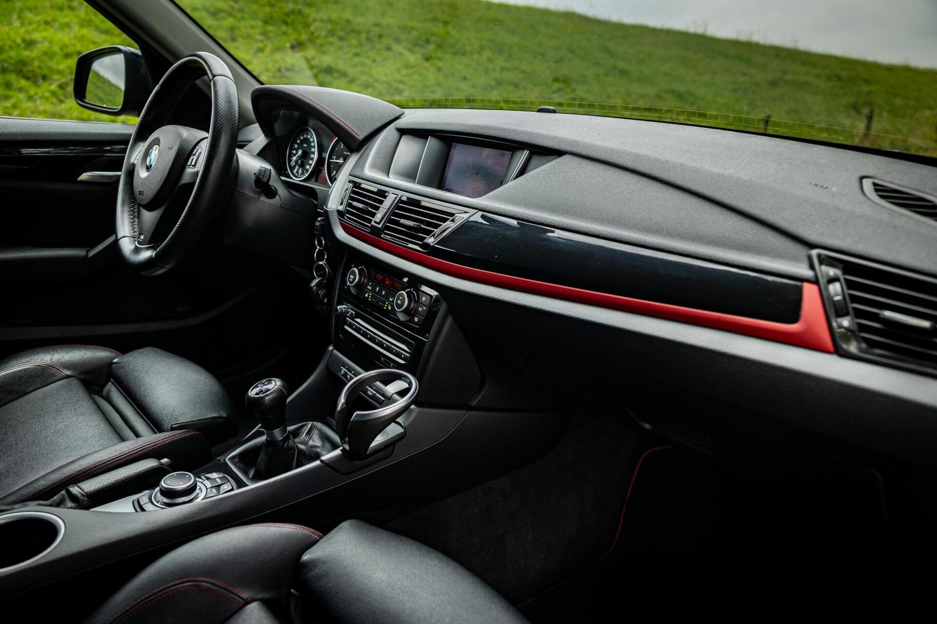 Foto van BMW X1 Sdrive18d