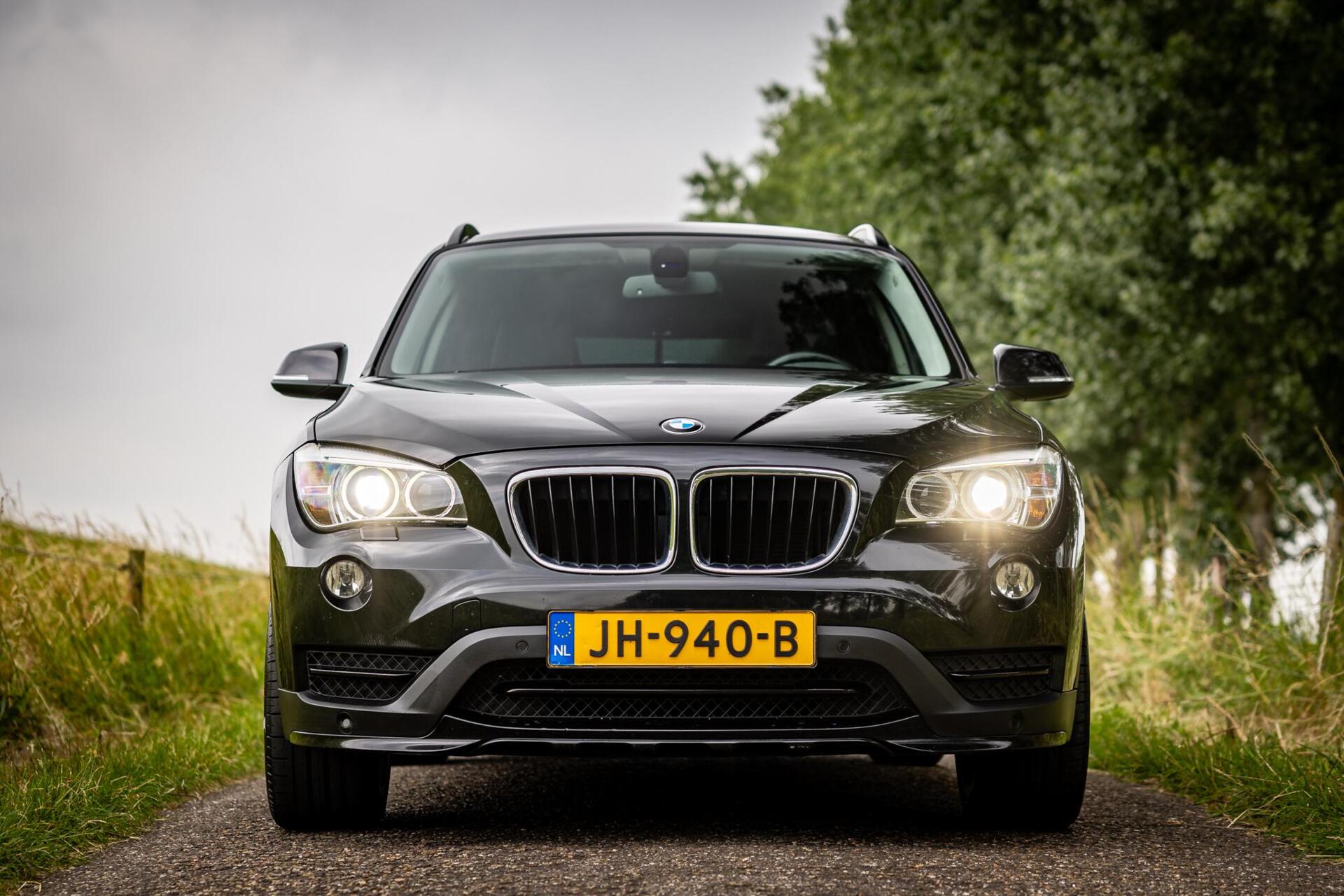 Foto van BMW X1 Sdrive18d