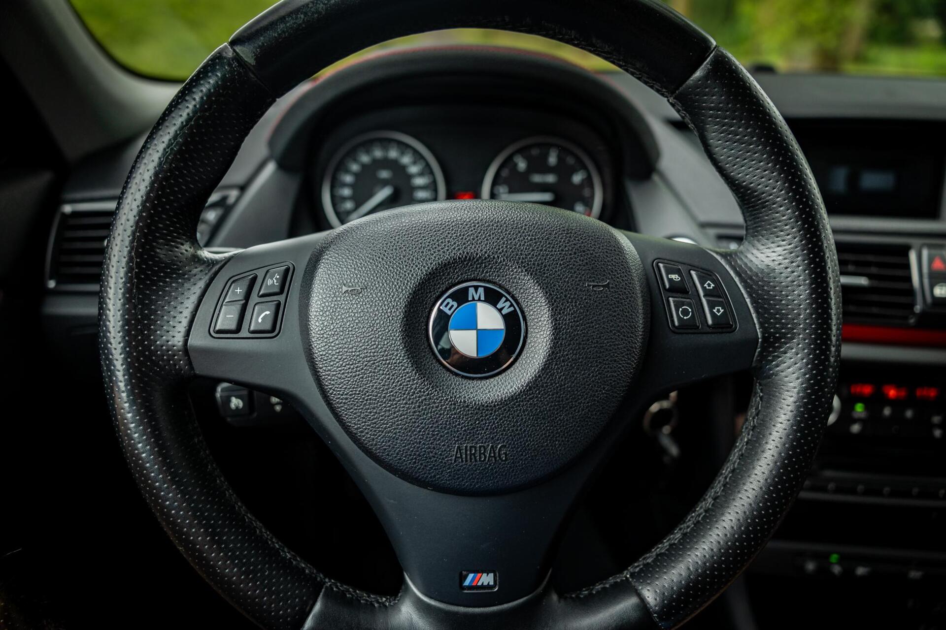 Foto van BMW X1 Sdrive18d