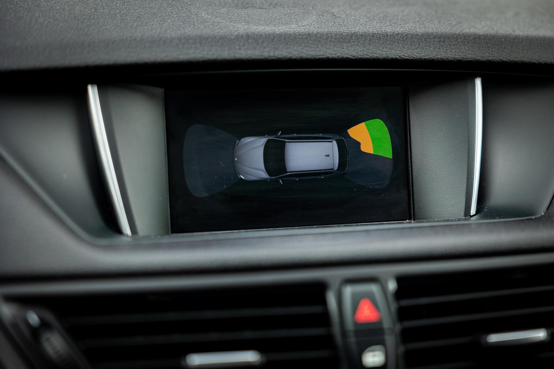Foto van BMW X1 Sdrive18d