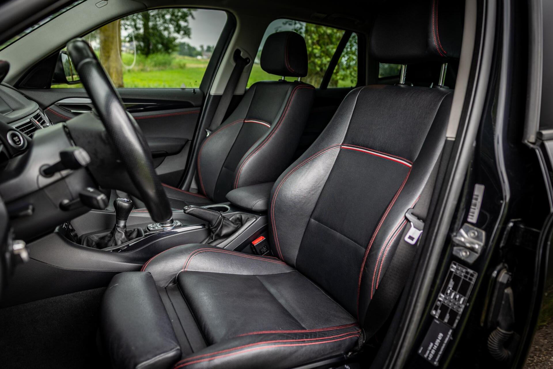 Foto van BMW X1 Sdrive18d