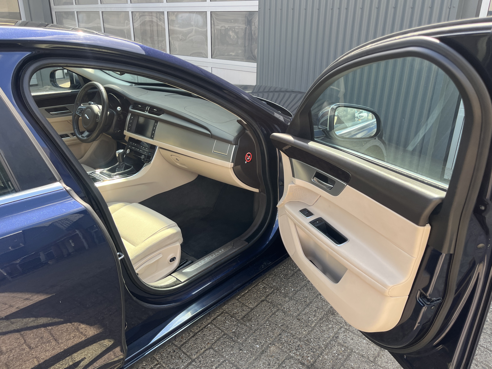 Foto van Jaguar Jaguar XF