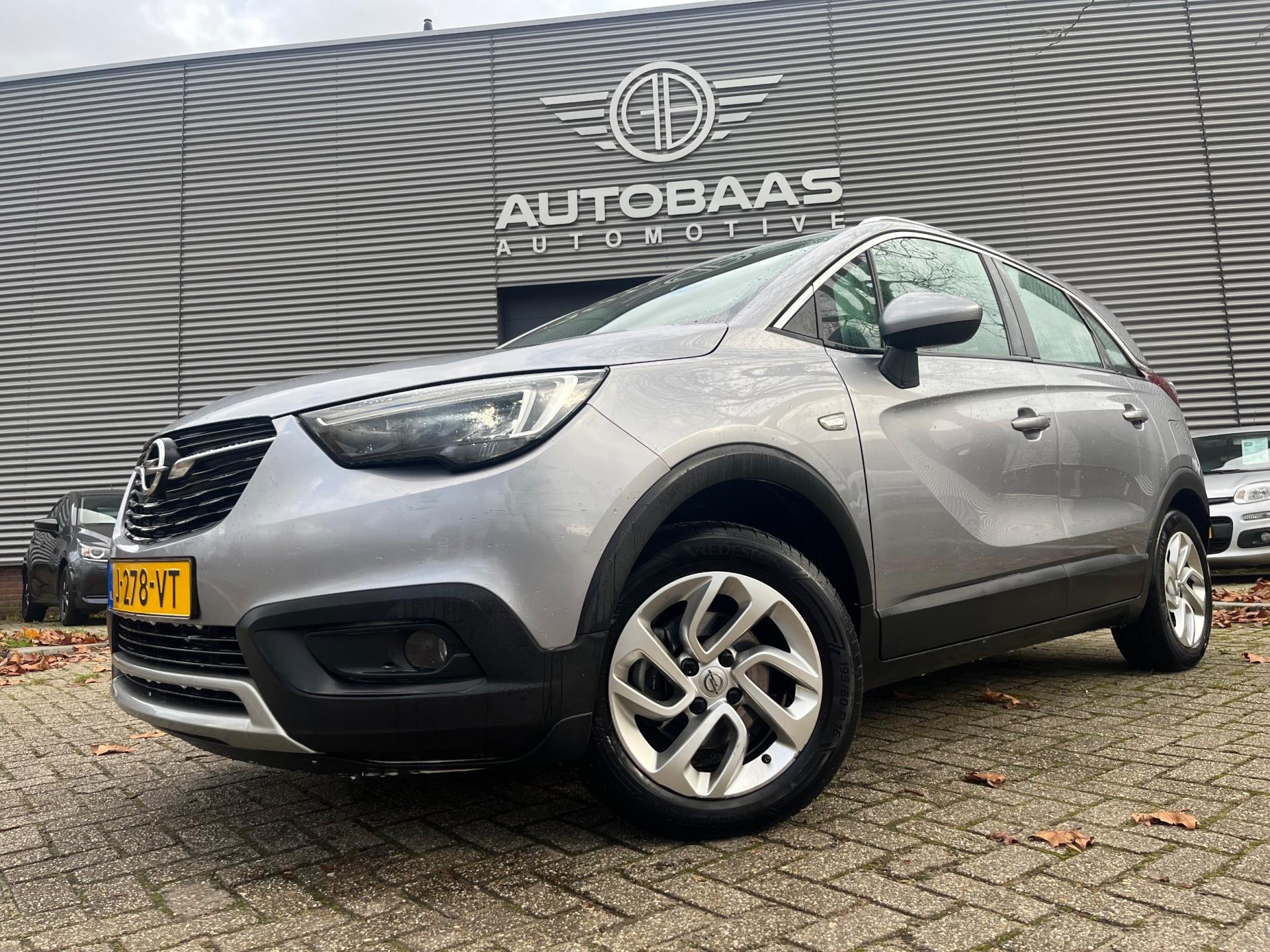 Opel Crossland 1.2 Turbo Innovation AUTOMAAT+NL-AUTO+NAP+1EIG+TREKHAAK+PARKEERSENSOREN+CLIMATE CONTROL+APPLE CARPLAY+INCL BTW+ 2020 - voorkant