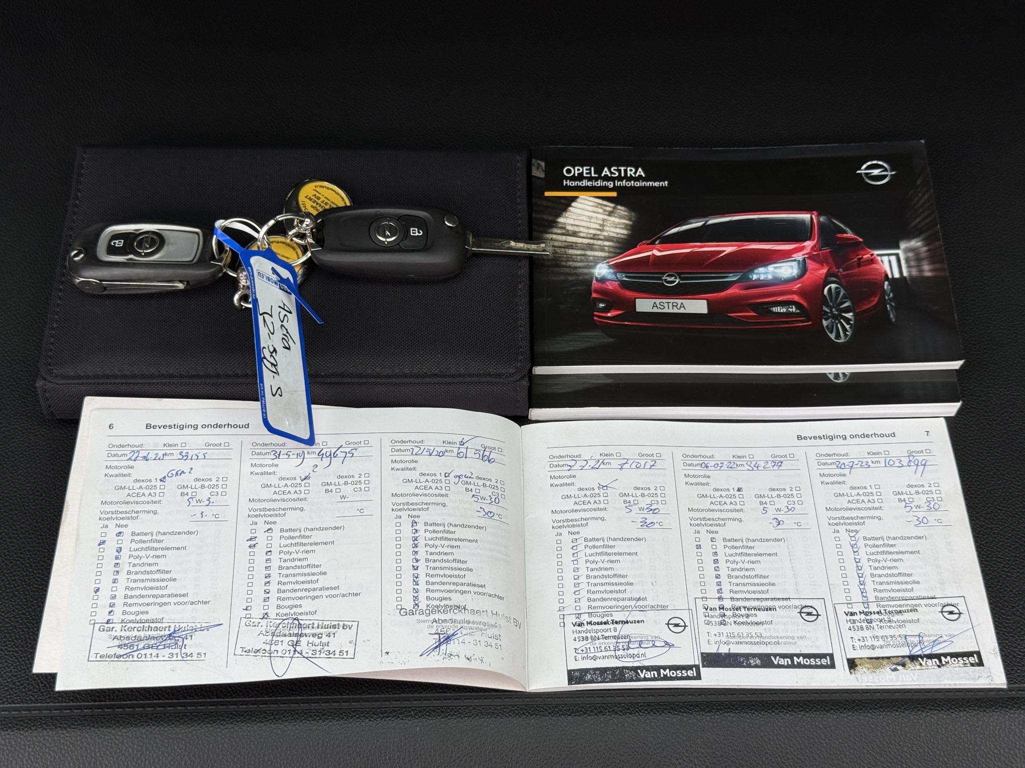 Foto van Opel Astra Sports Tourer